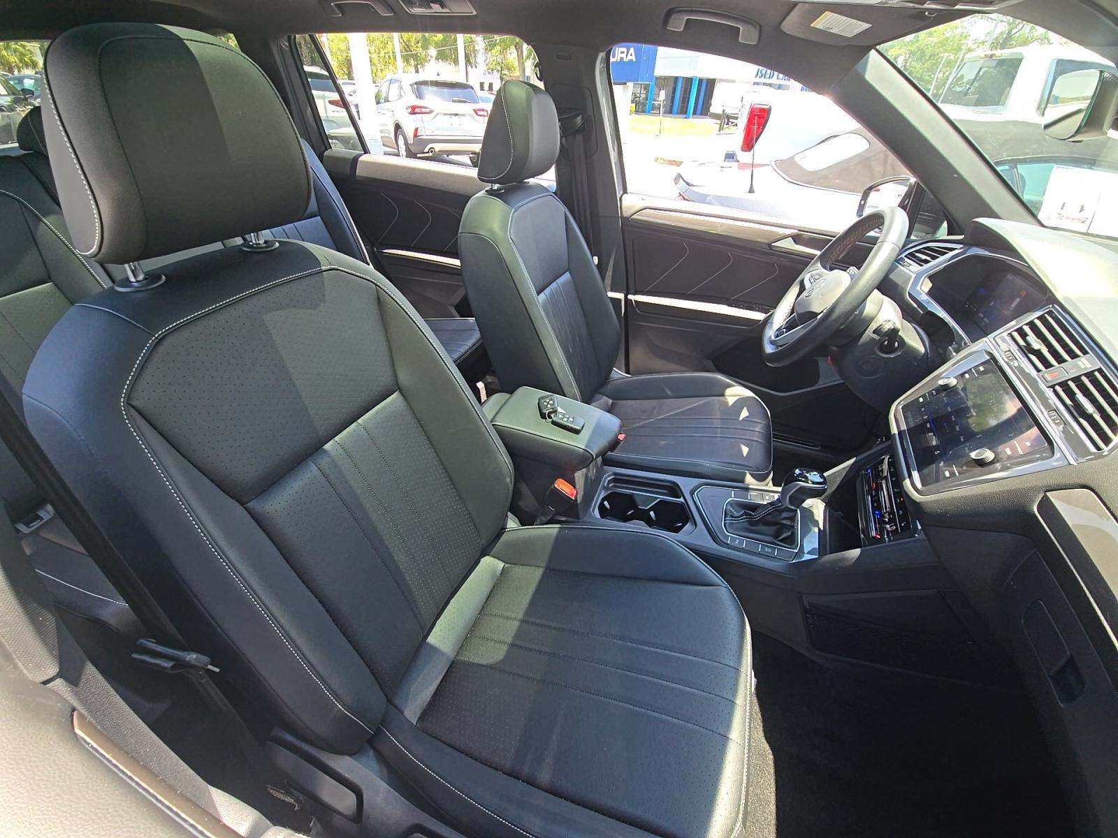 2023 Volkswagen Tiguan 2.0T SE R-Line Black FWD