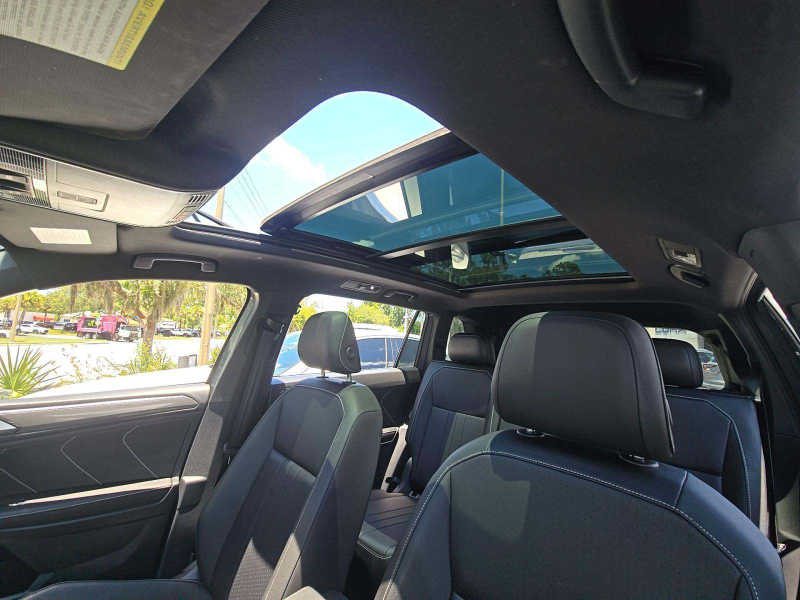 2023 Volkswagen Tiguan 2.0T SE R-Line Black FWD