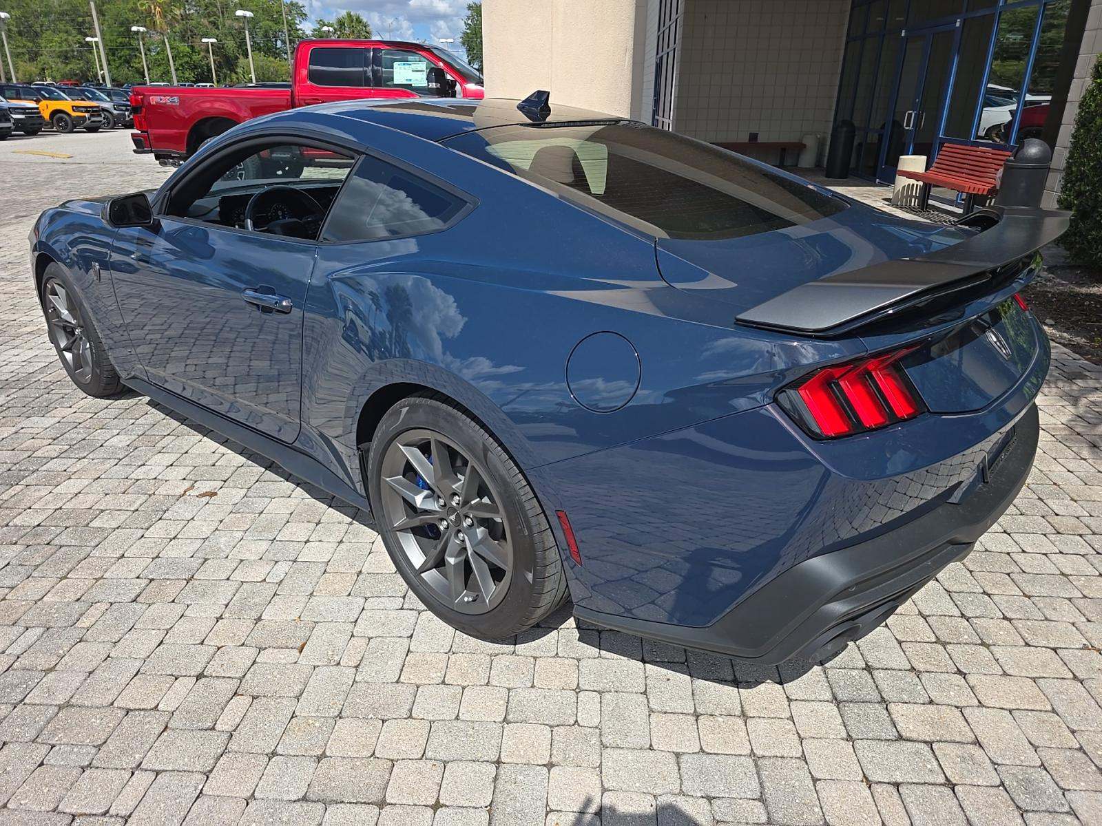 FORD MUSTANG - 2