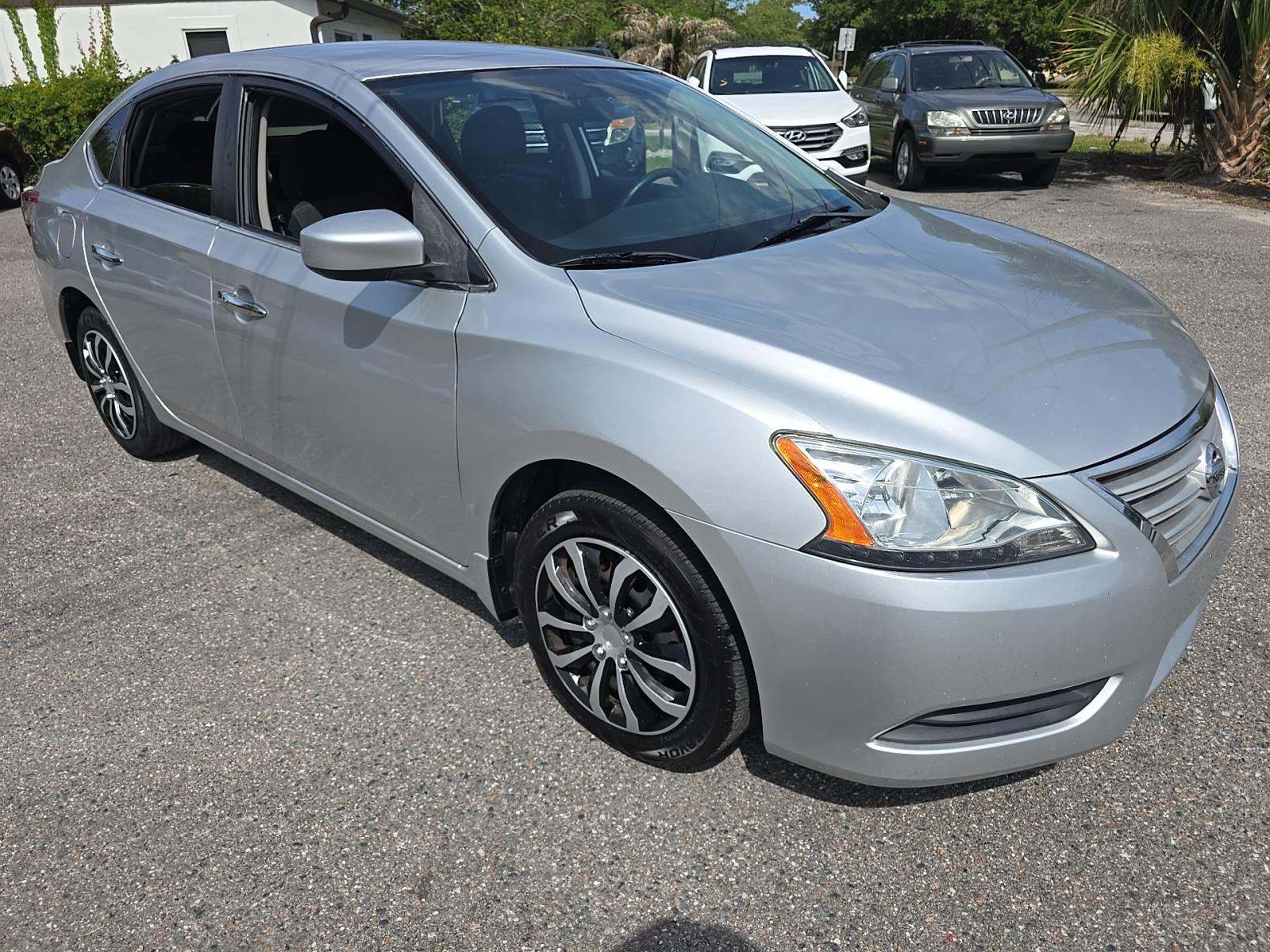 NISSAN SENTRA - 4