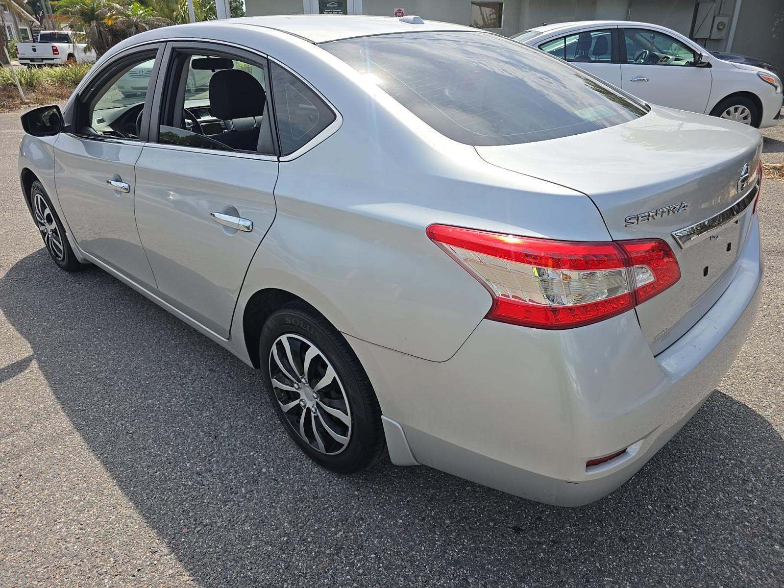 NISSAN SENTRA - 2
