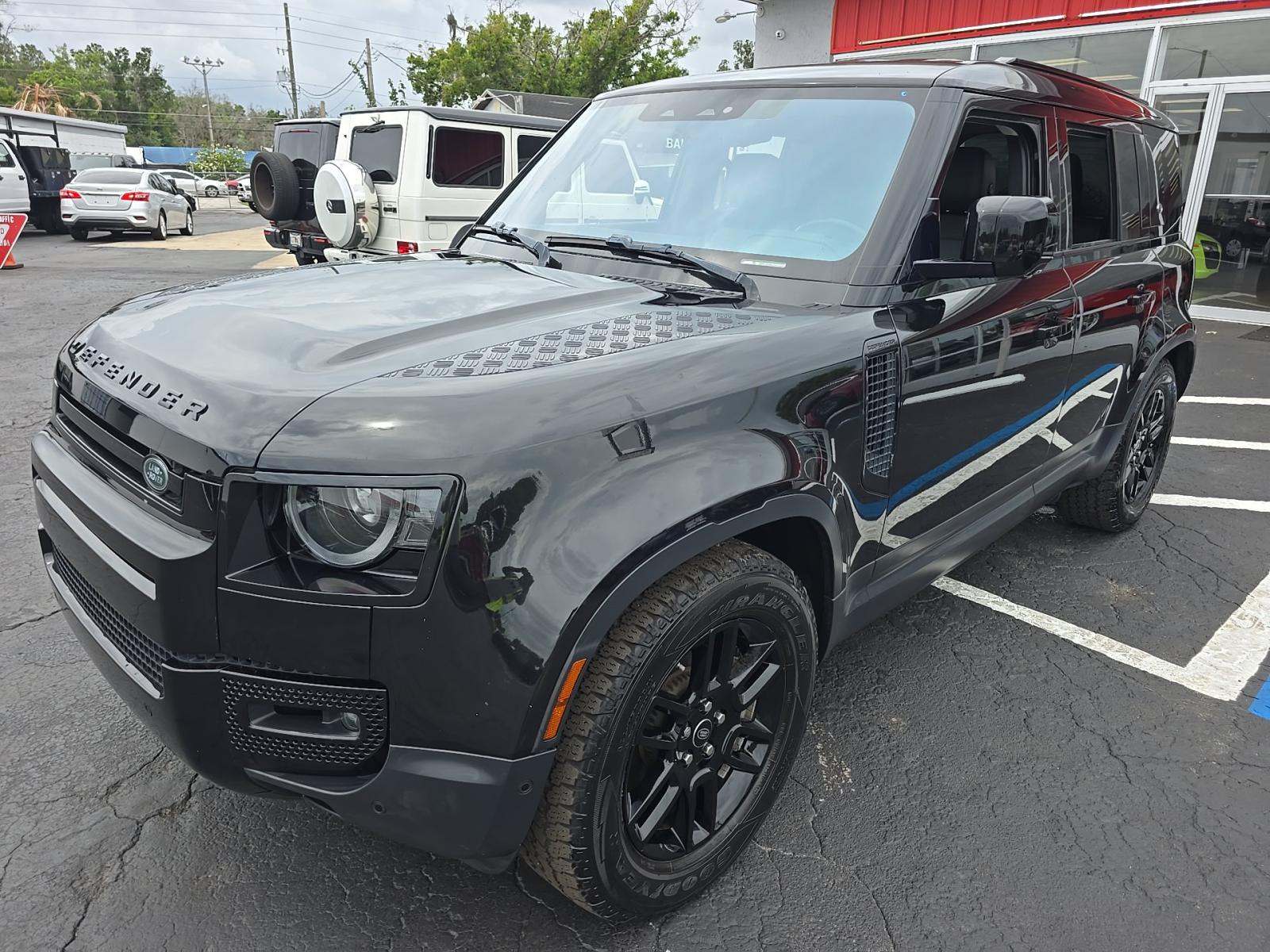 2021 Land Rover Defender 110 SE AWD
