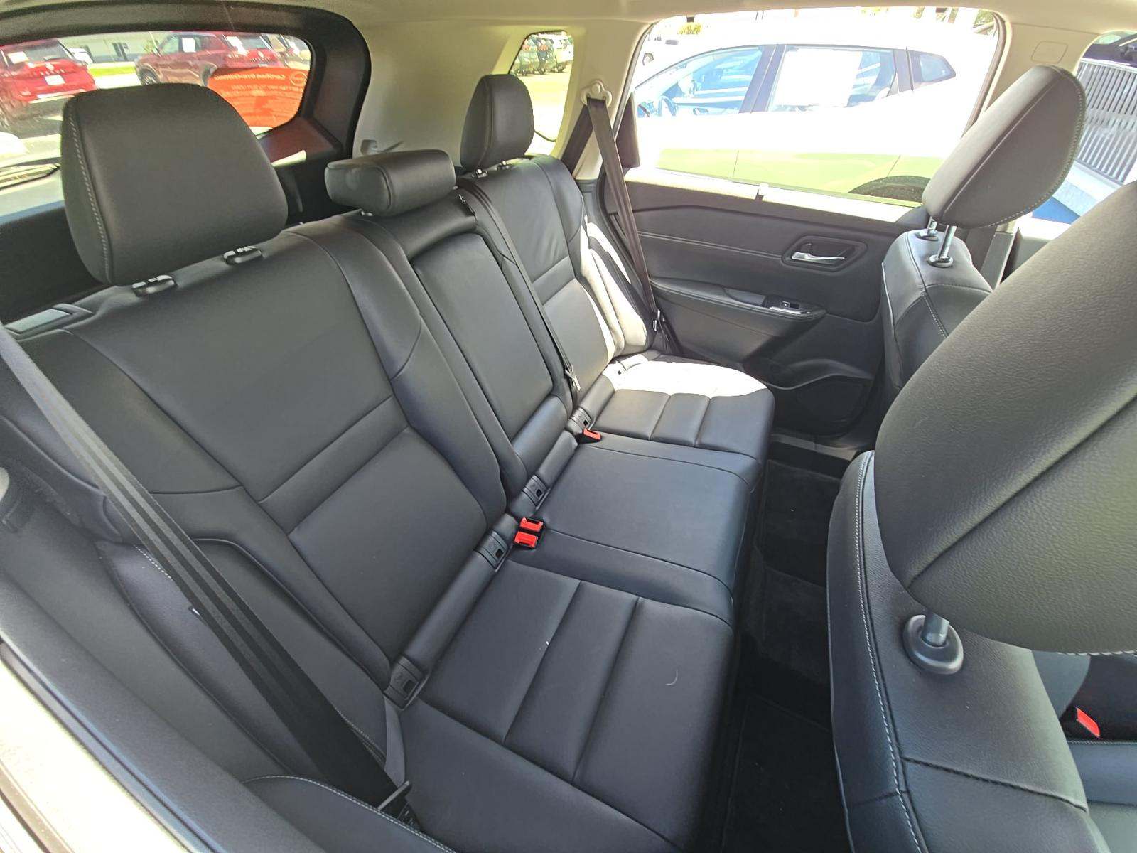 2025 Nissan Rogue SL FWD