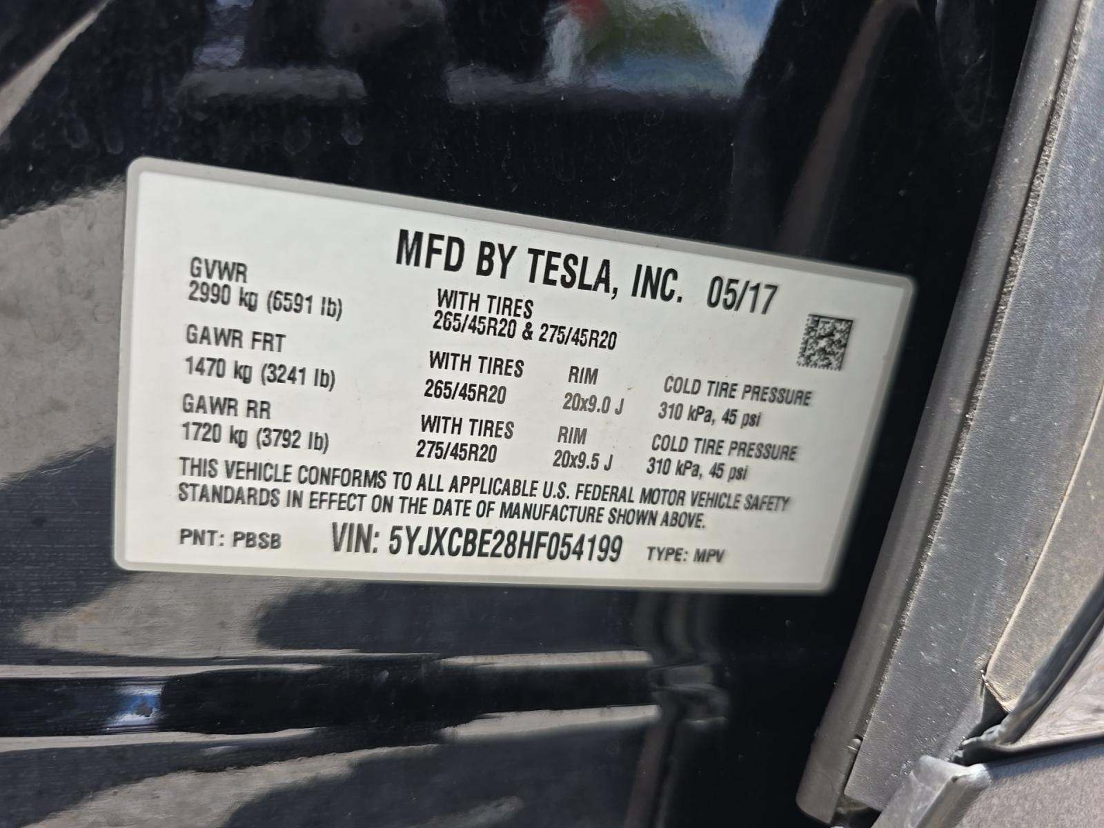 TESLA MODEL X - 5
