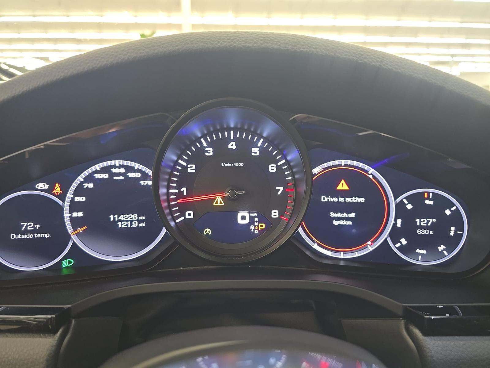 PORSCHE CAYENNE - 9