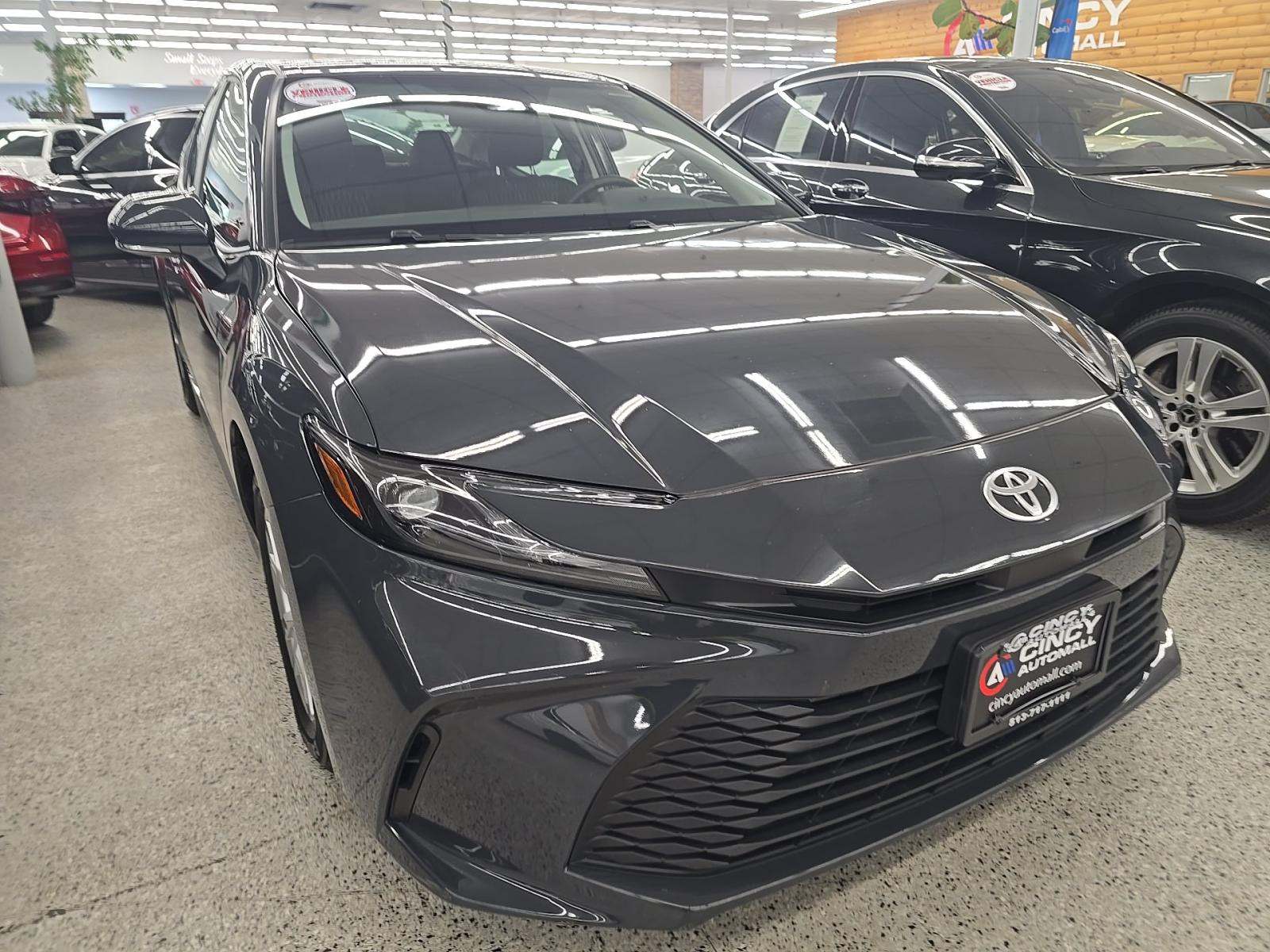 TOYOTA CAMRY - 4