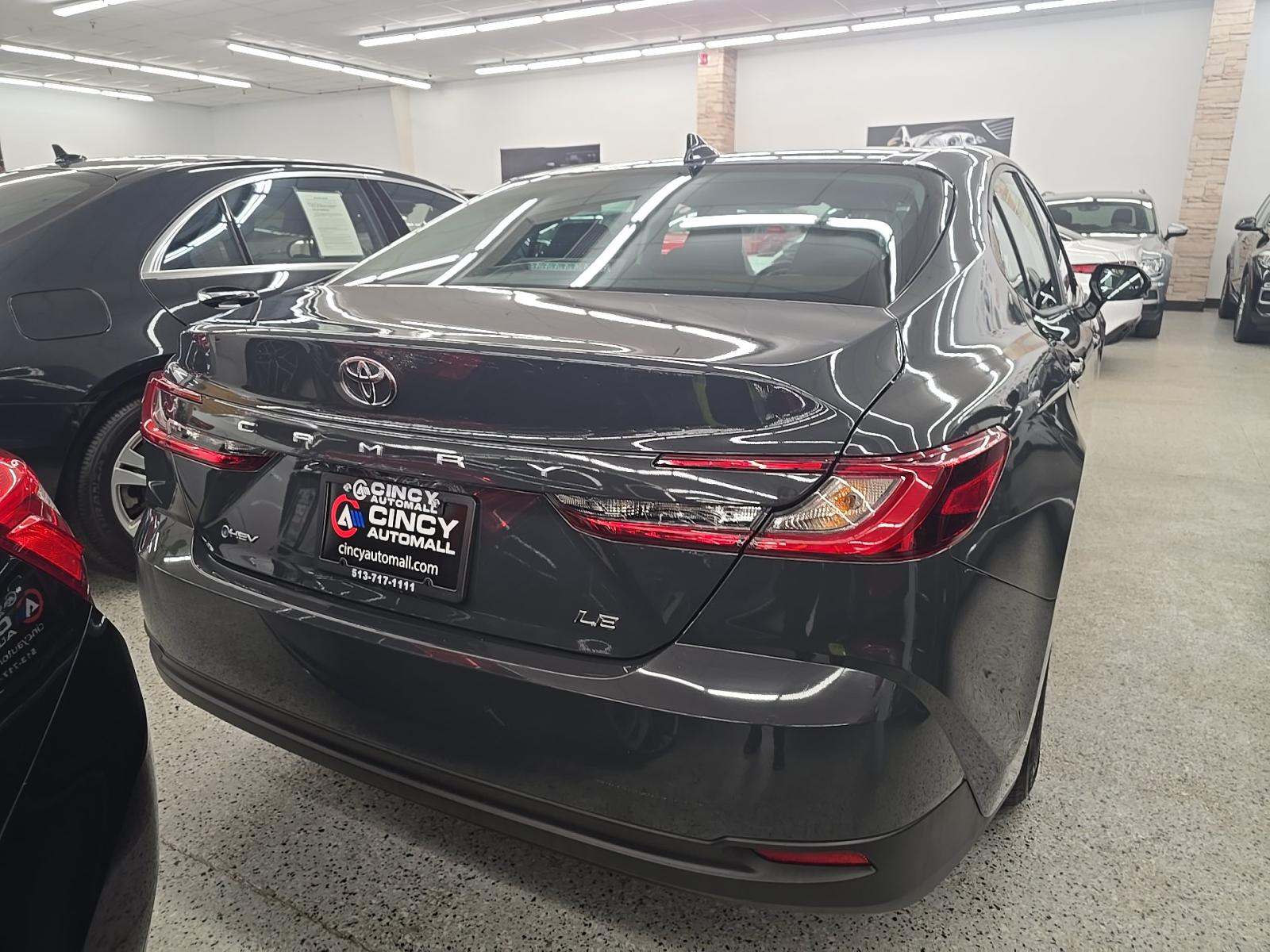 TOYOTA CAMRY - 3