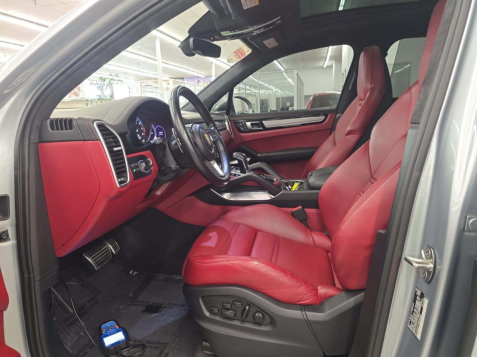 PORSCHE CAYENNE - 2
