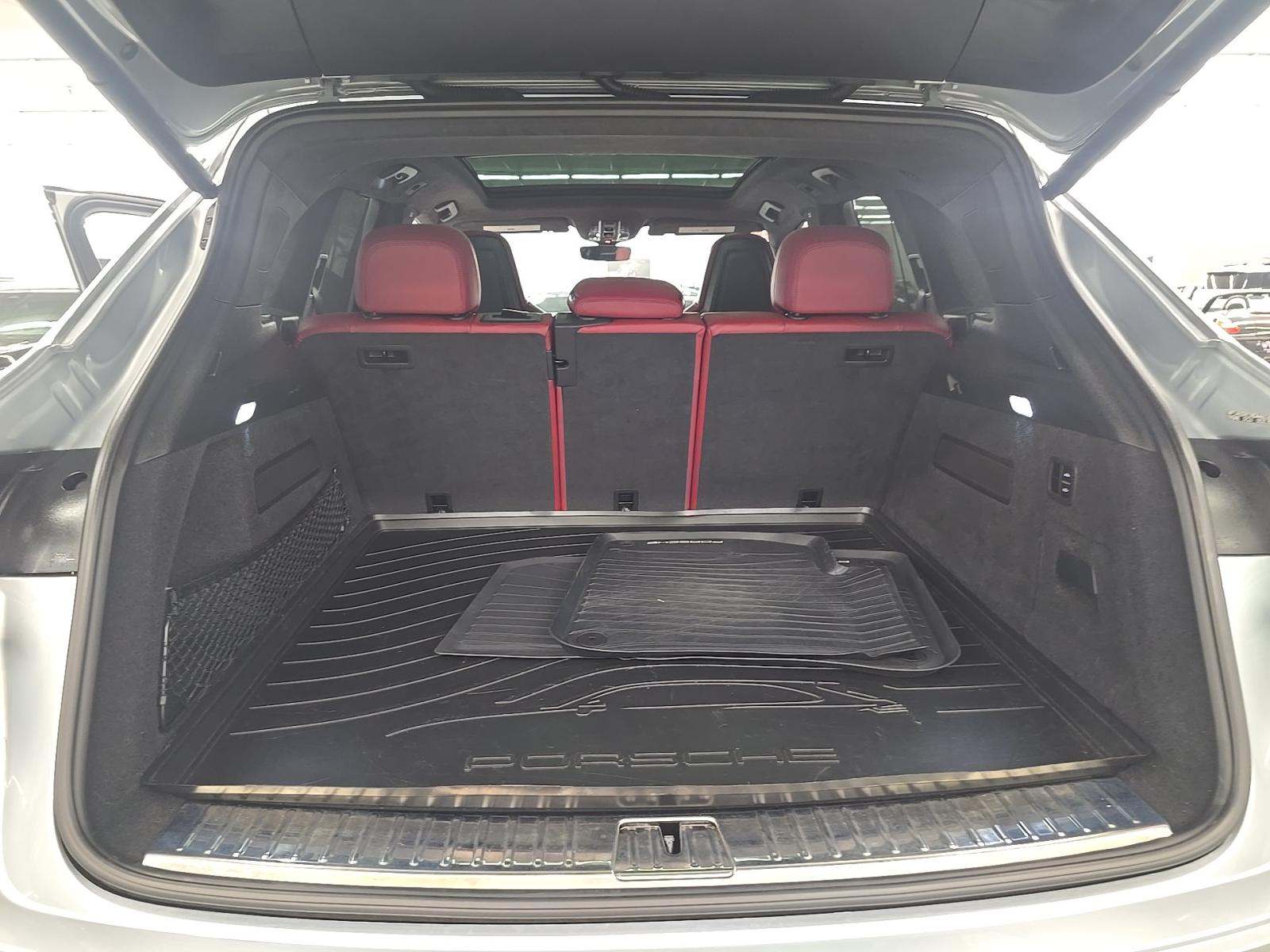 PORSCHE CAYENNE - 10