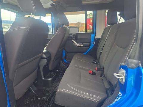 JEEP UNLIMITED SAHARA - 8