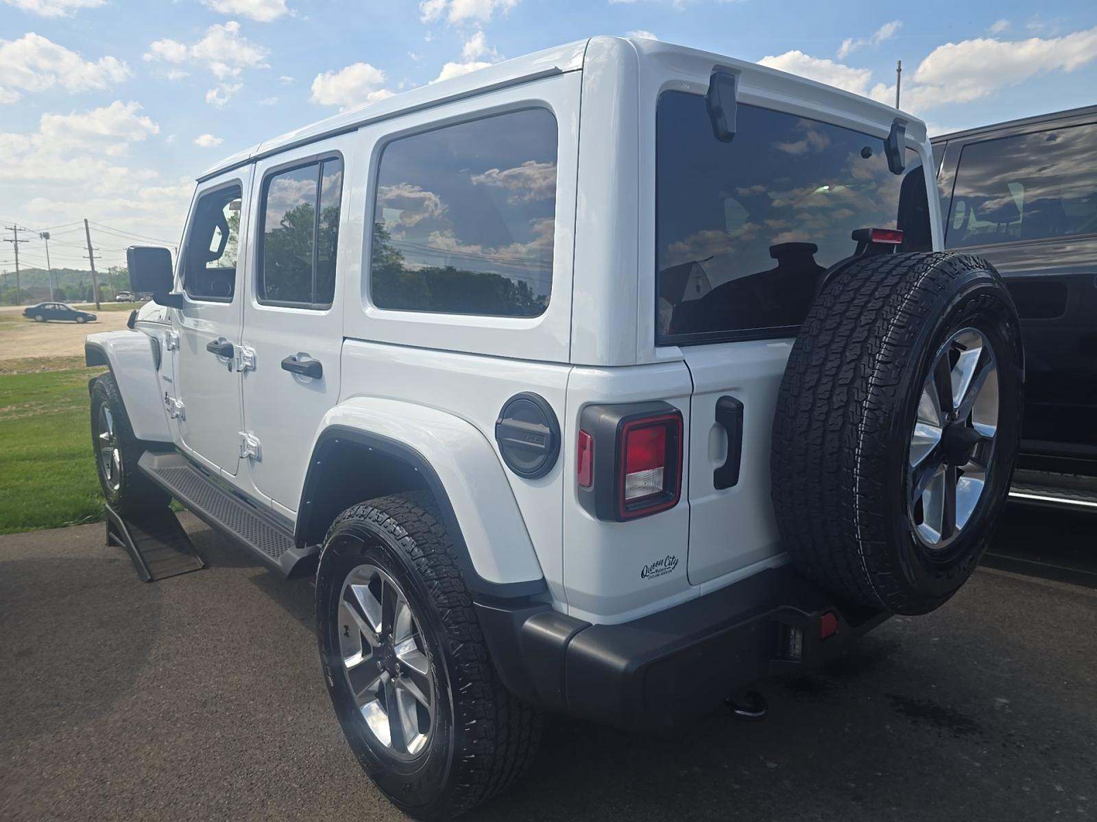 2021 Jeep Wrangler Unlimited Sahara AWD