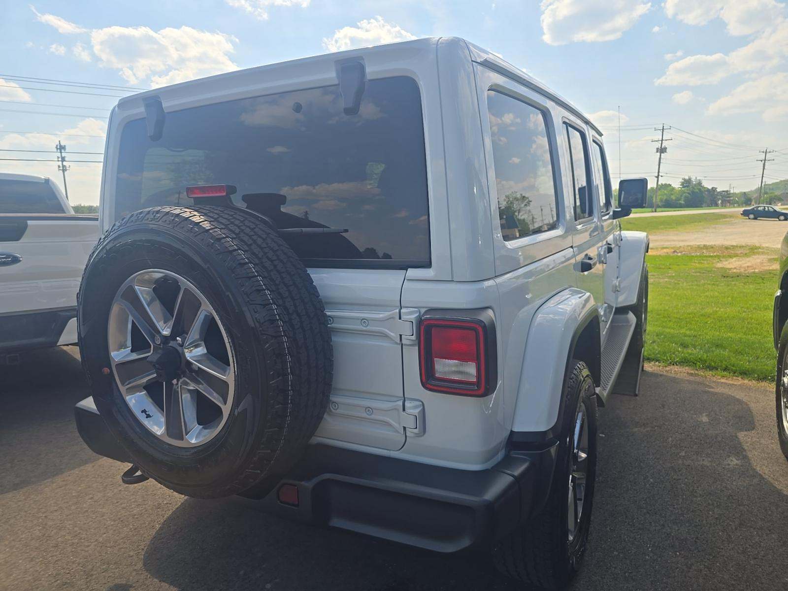 2021 Jeep Wrangler Unlimited Sahara AWD