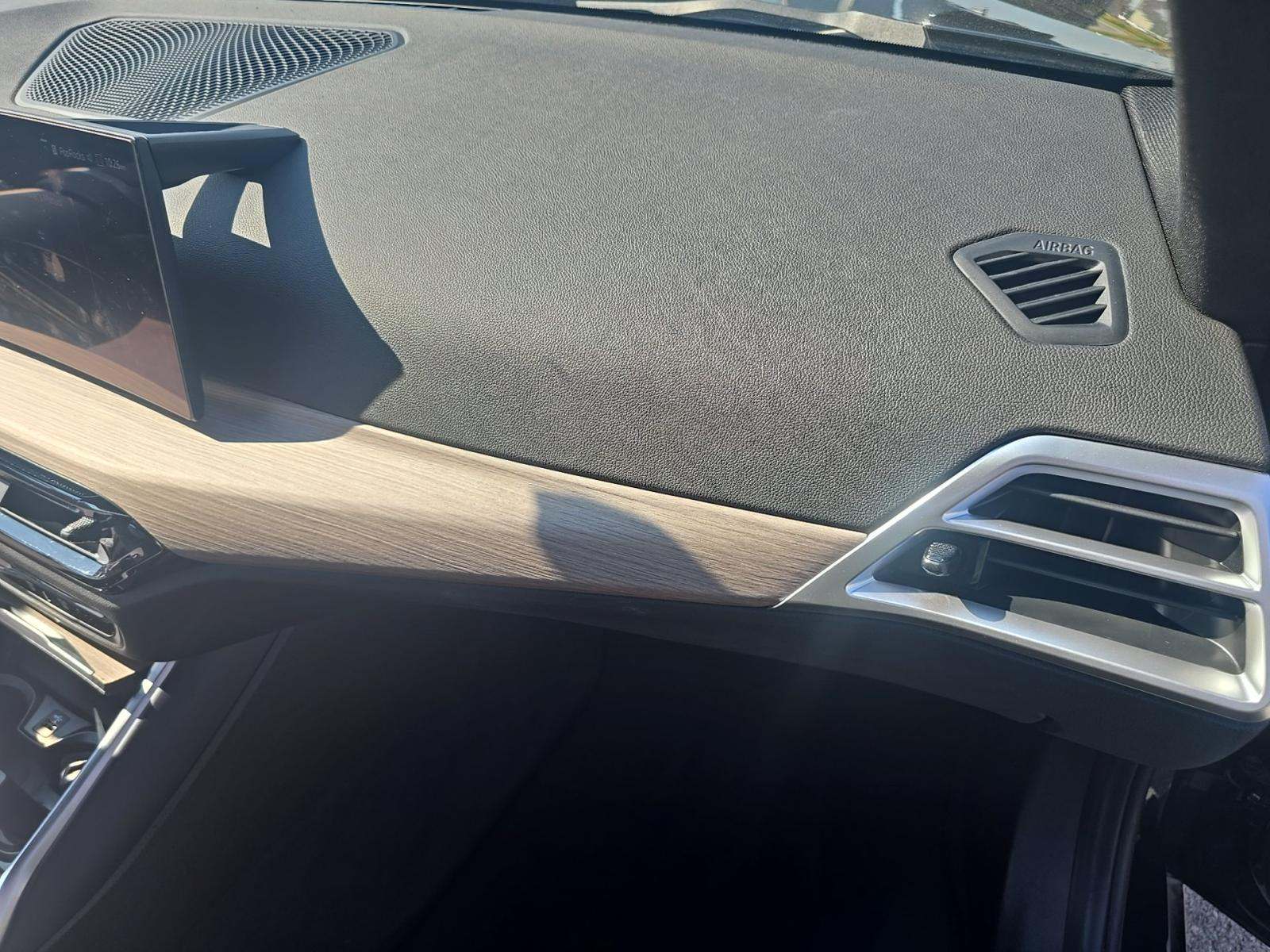 2025 BMW 3 Series 330i RWD