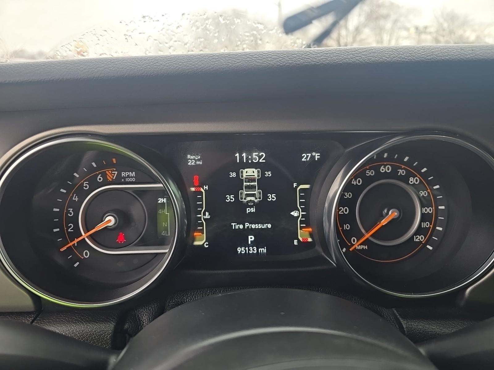 JEEP UNLIMITED SPORT S - 9