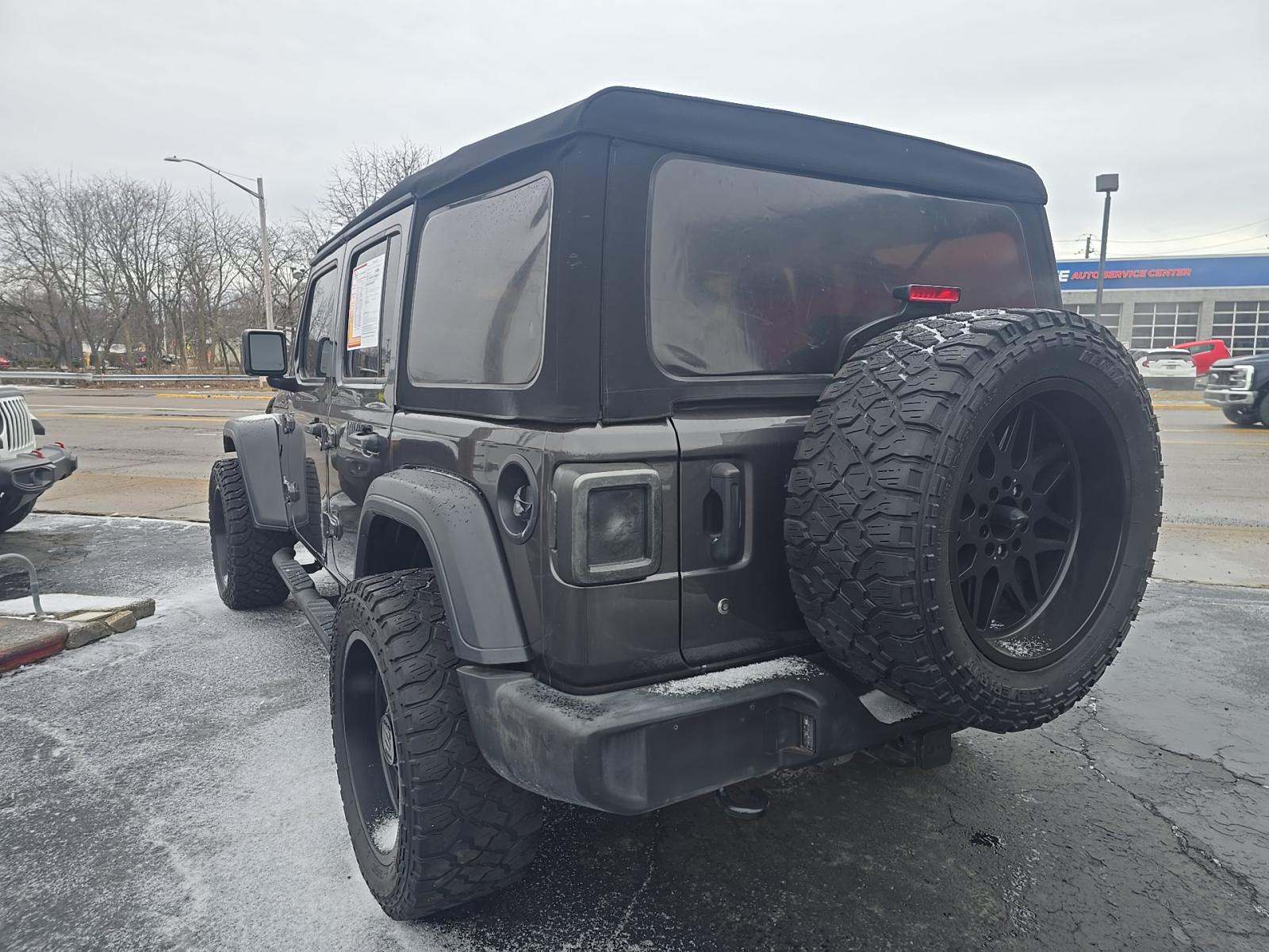 JEEP UNLIMITED SPORT S - 2