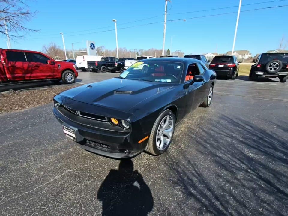 2016 Dodge Challenger SXT Plus RWD
