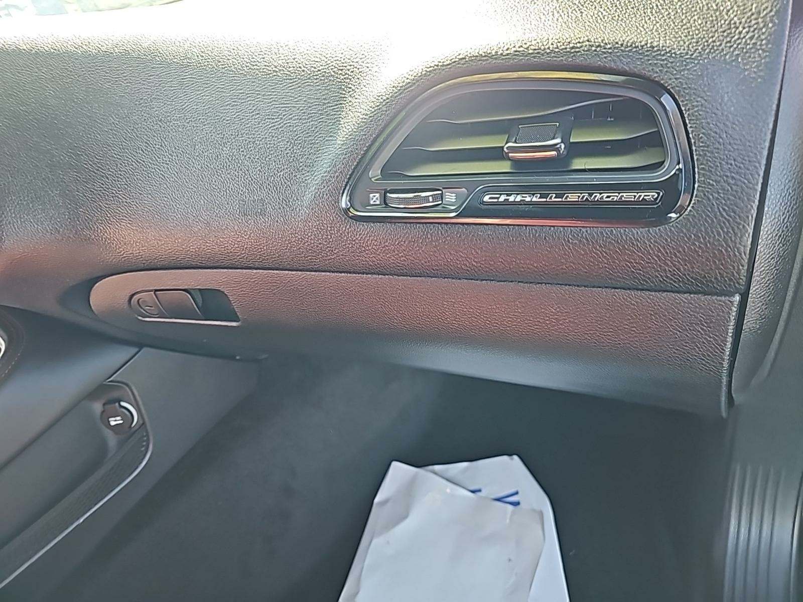 2016 Dodge Challenger SXT Plus RWD