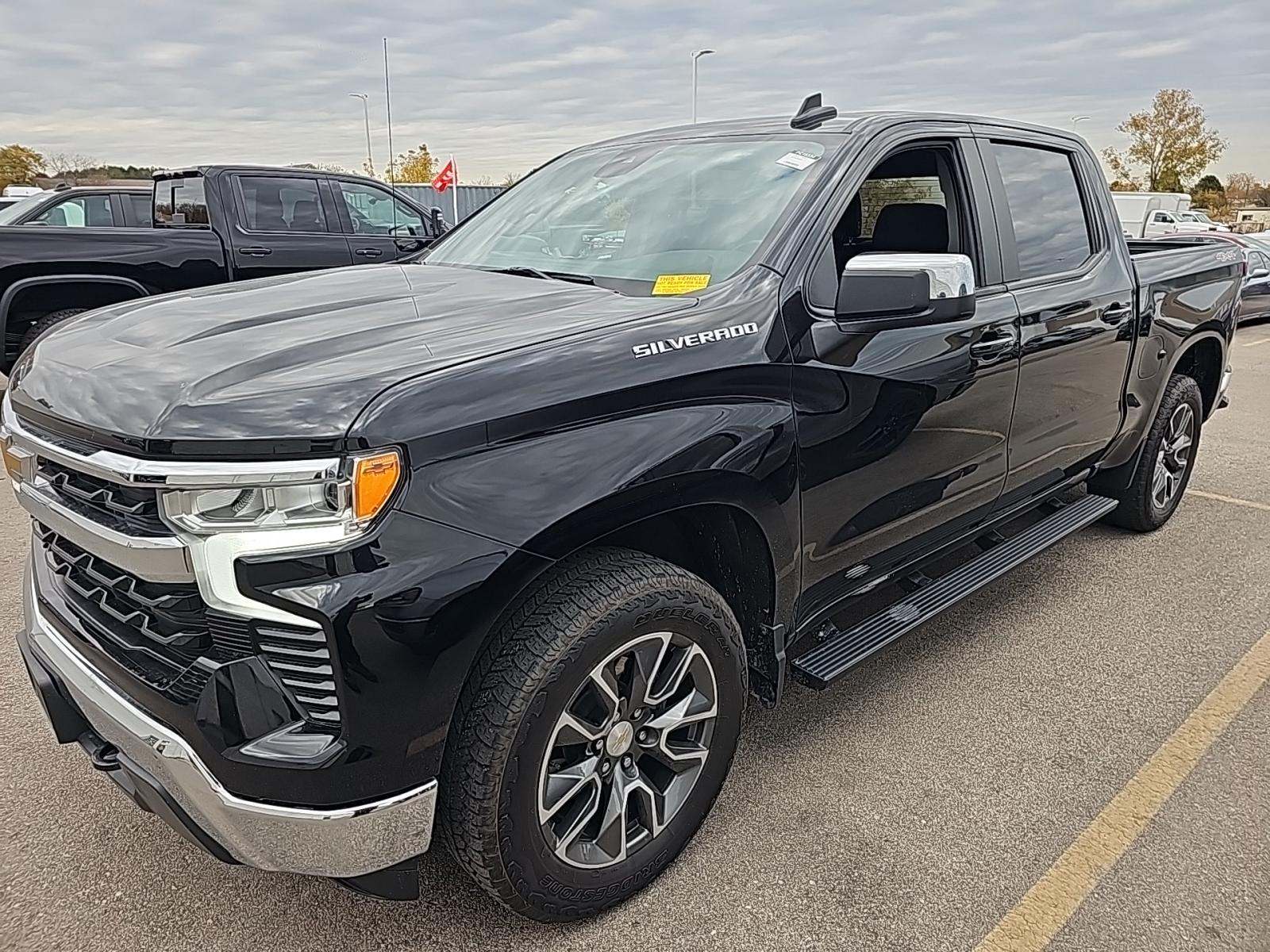 2023 Chevrolet Silverado 1500 LT AWD