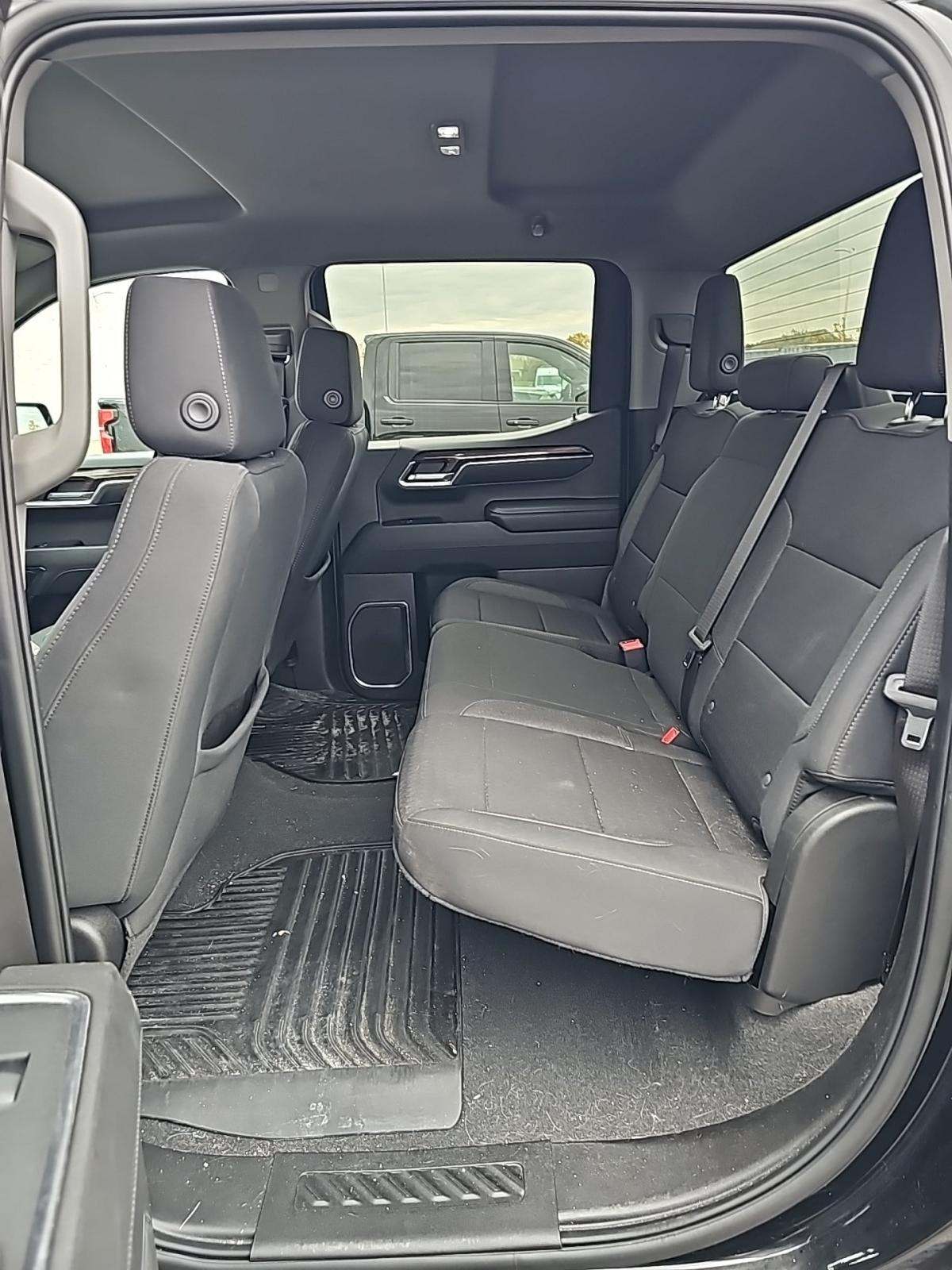 2023 Chevrolet Silverado 1500 LT AWD