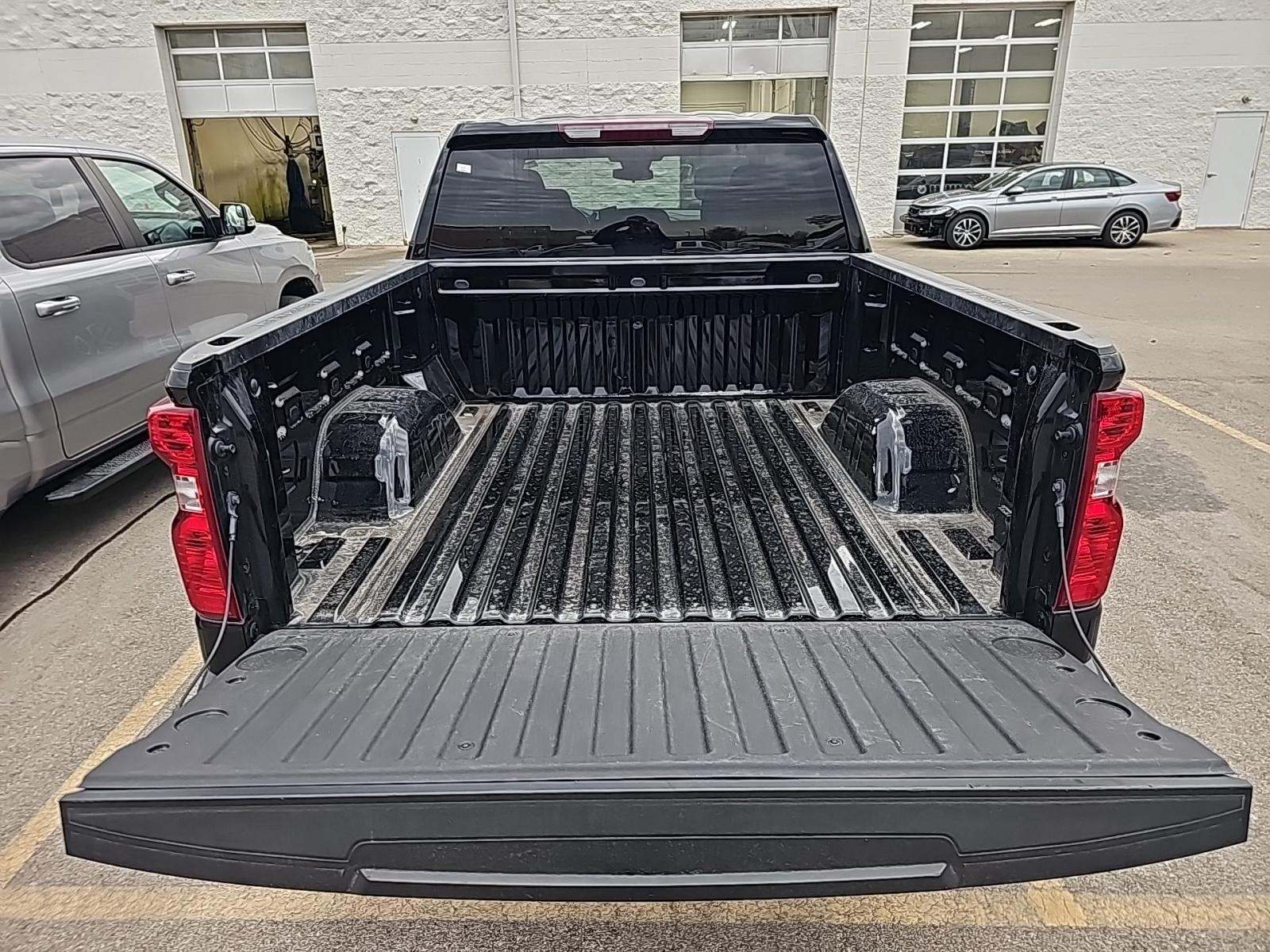 2023 Chevrolet Silverado 1500 LT AWD