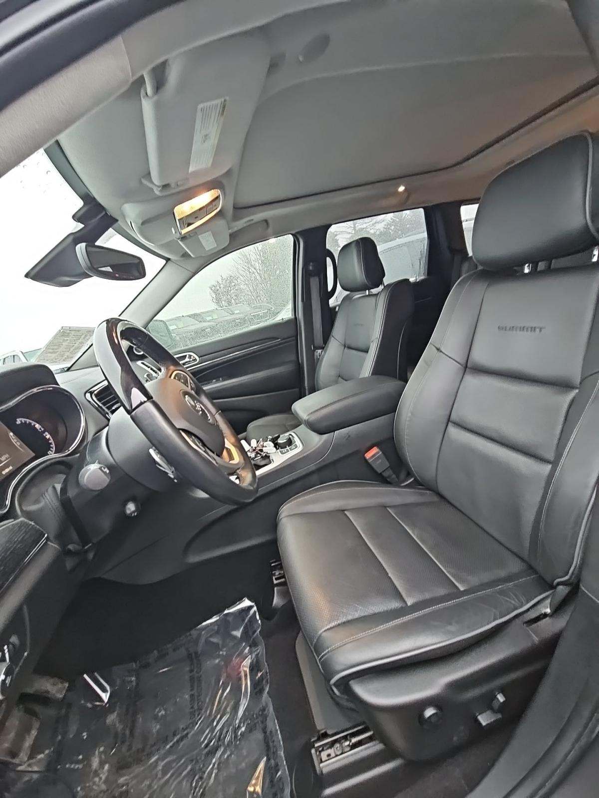 2020 Jeep Grand Cherokee Summit AWD