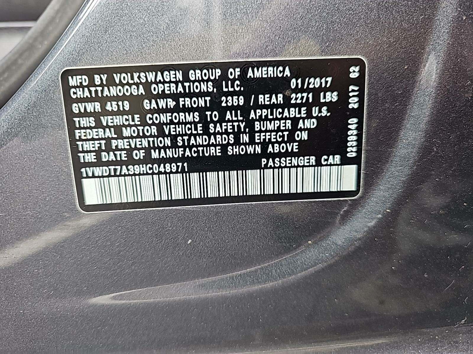 2017 Volkswagen Passat 1.8T R-Line FWD