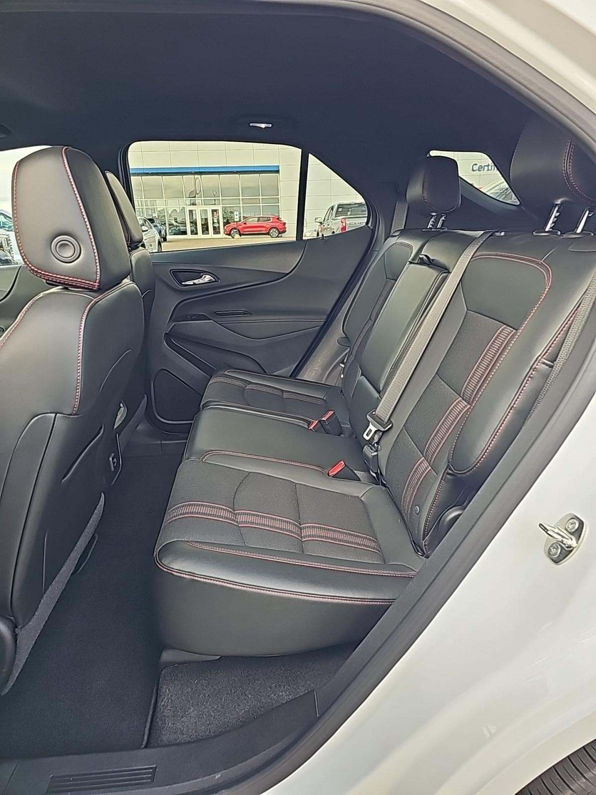 2022 Chevrolet Equinox RS AWD