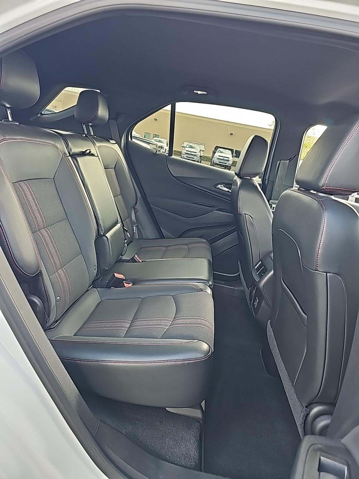 2022 Chevrolet Equinox RS AWD