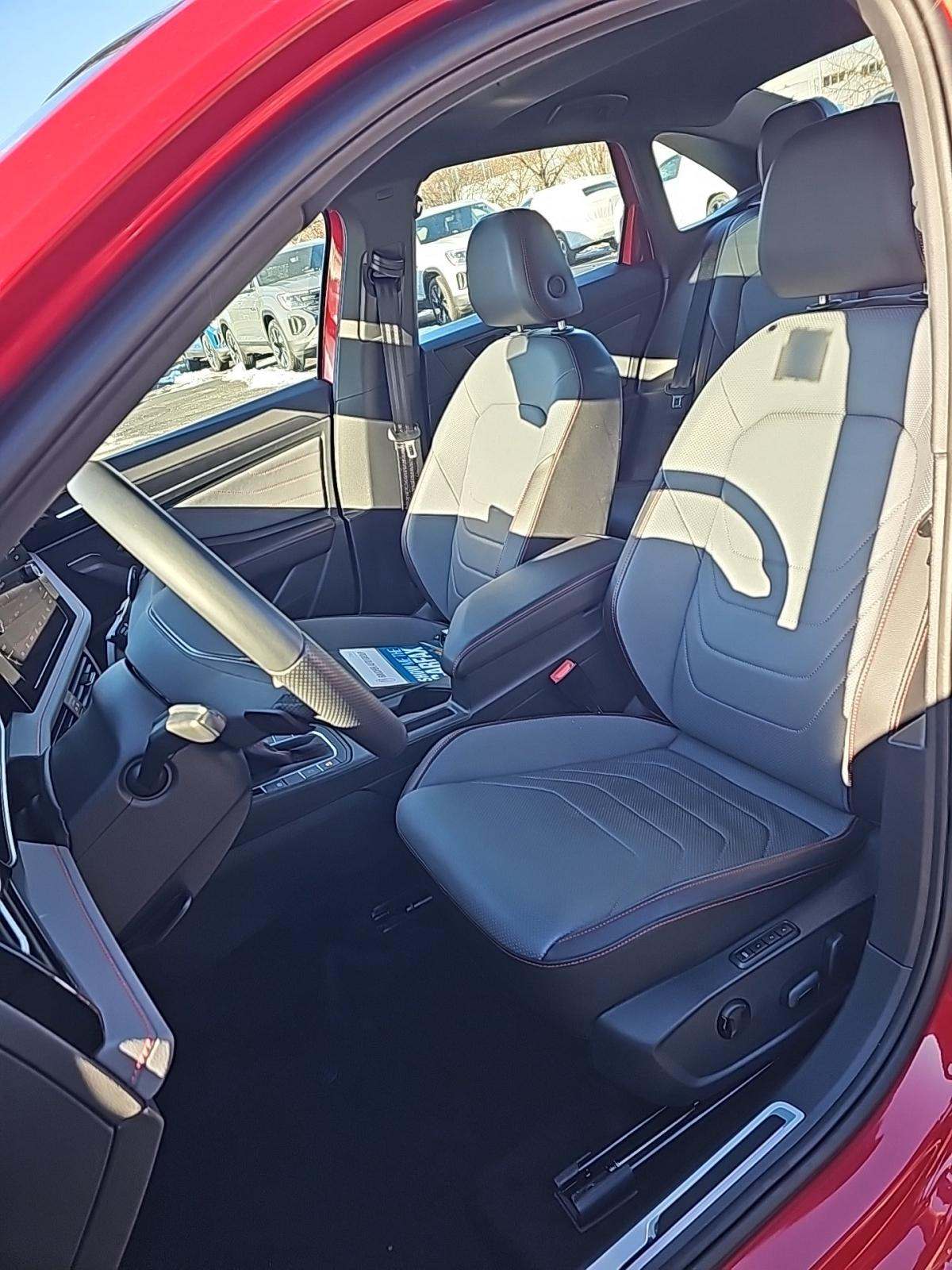 2025 Volkswagen Jetta 2.0T GLI Autobahn FWD