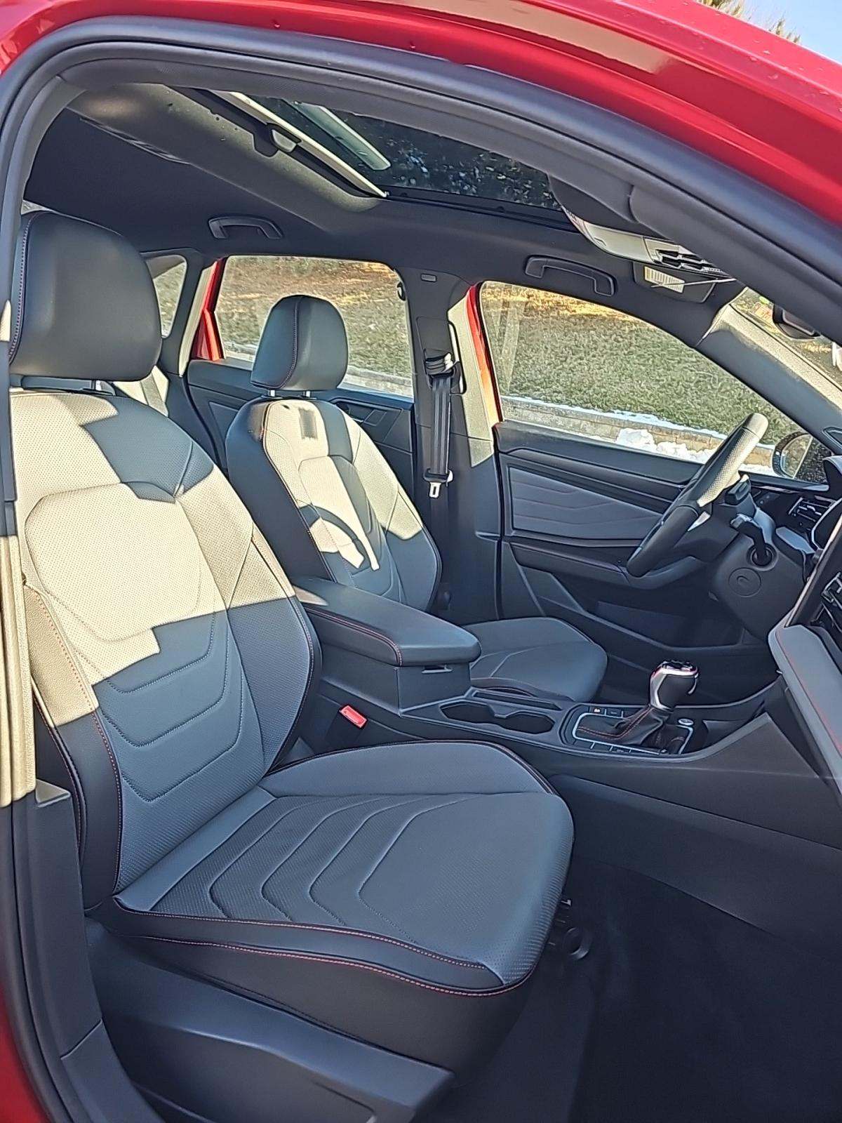 2025 Volkswagen Jetta 2.0T GLI Autobahn FWD