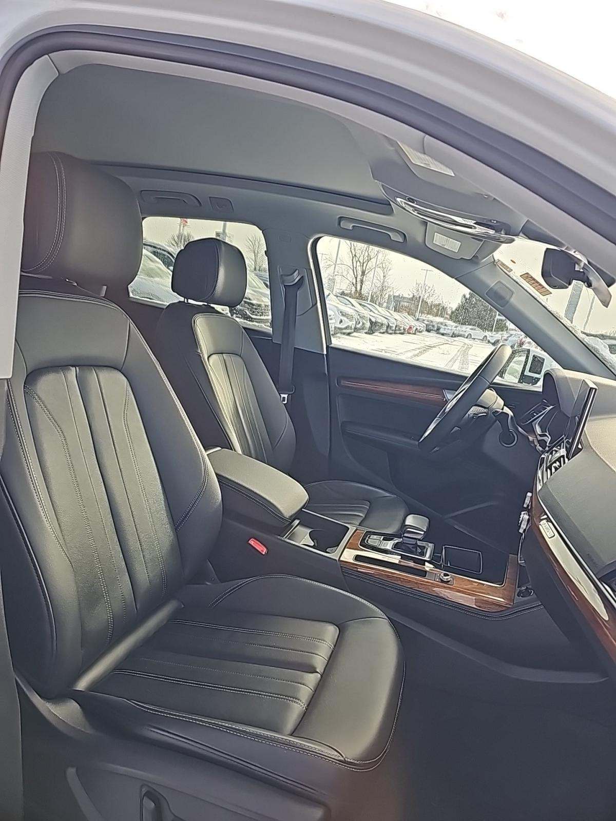 2023 Audi Q5 S line Premium Plus AWD