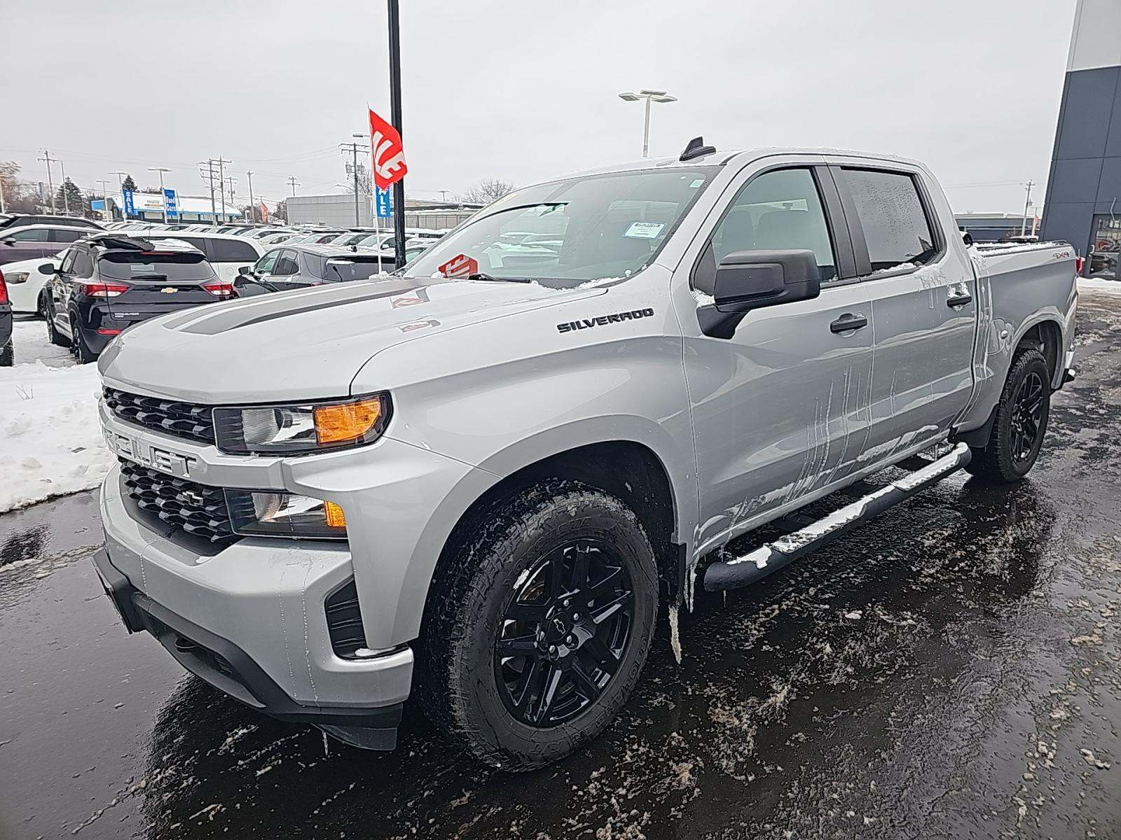 2021 Chevrolet Silverado 1500 Custom AWD