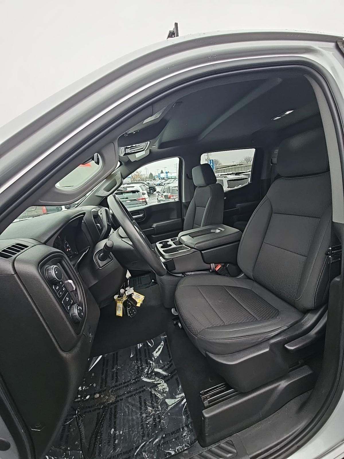 2021 Chevrolet Silverado 1500 Custom AWD