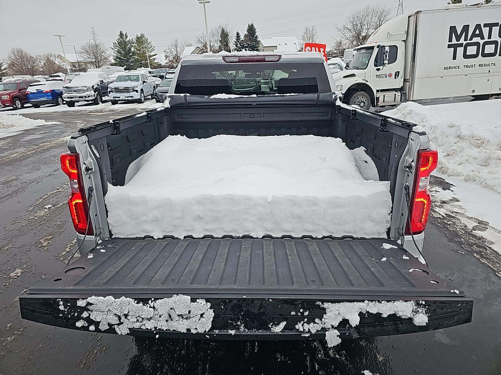 2021 Chevrolet Silverado 1500 Custom AWD