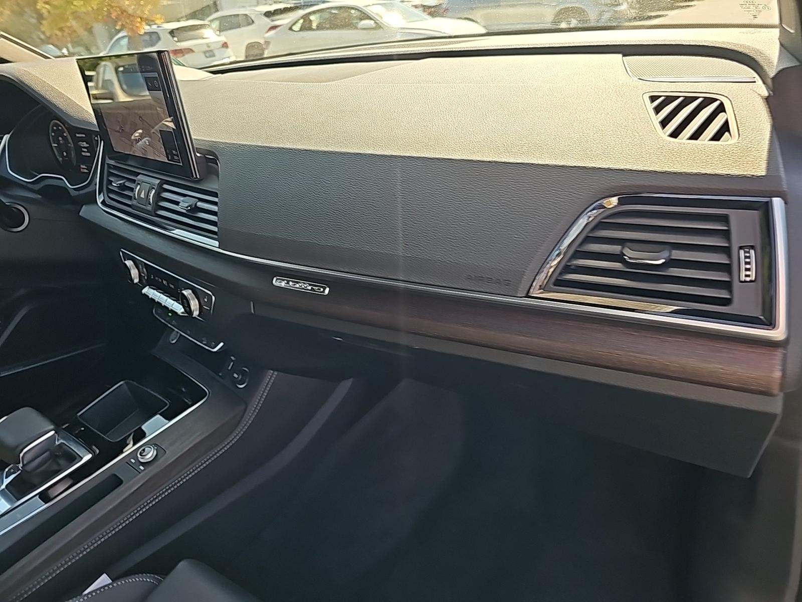 2025 Audi Q5 e Plug-In Hybrid S line Premium Plus AWD