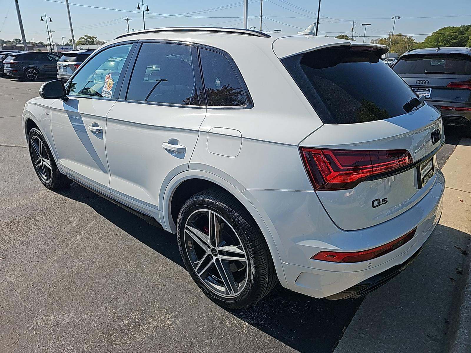 2025 Audi Q5 e Plug-In Hybrid S line Premium Plus AWD