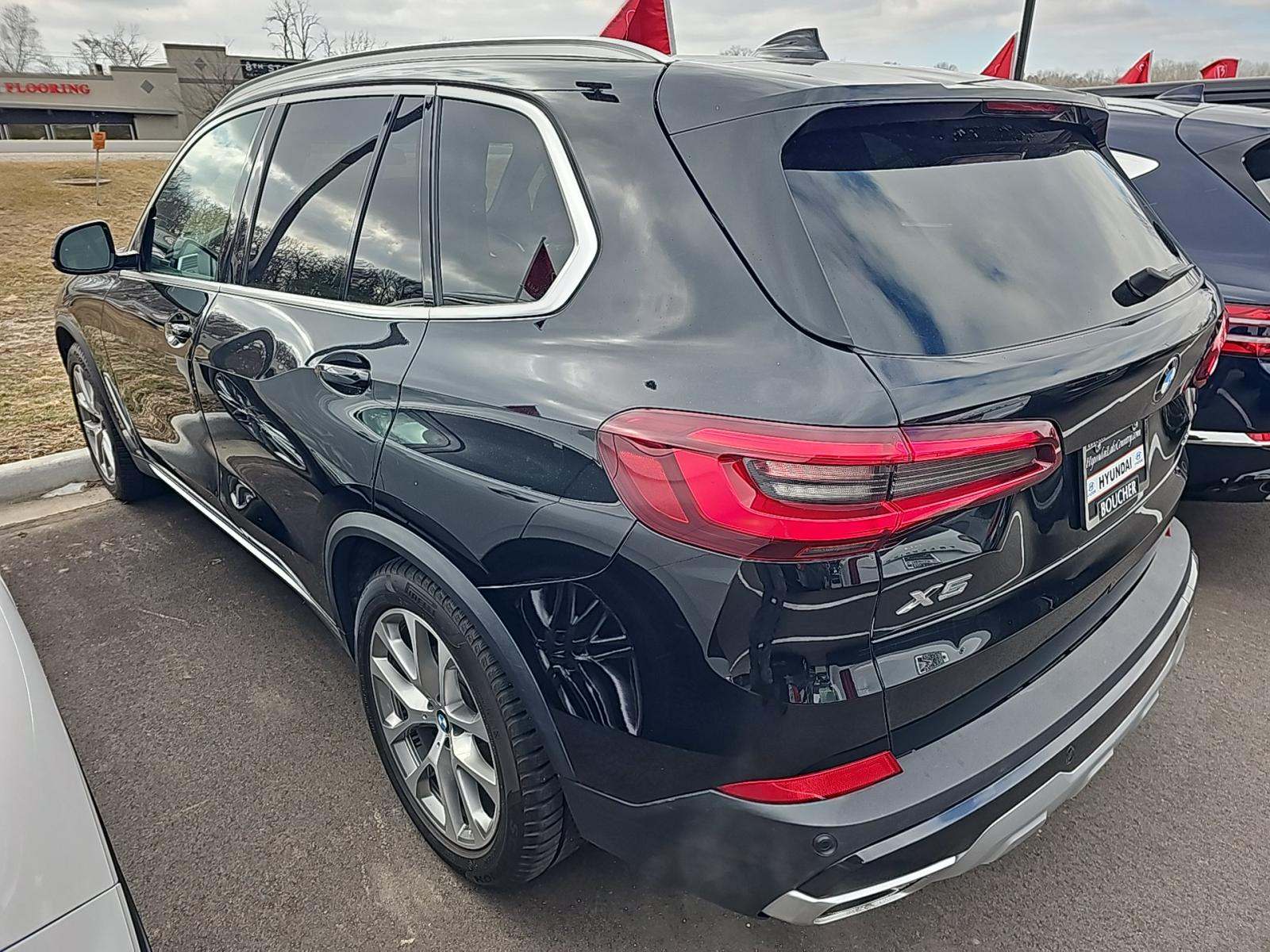2022 BMW X5 xDrive40i AWD
