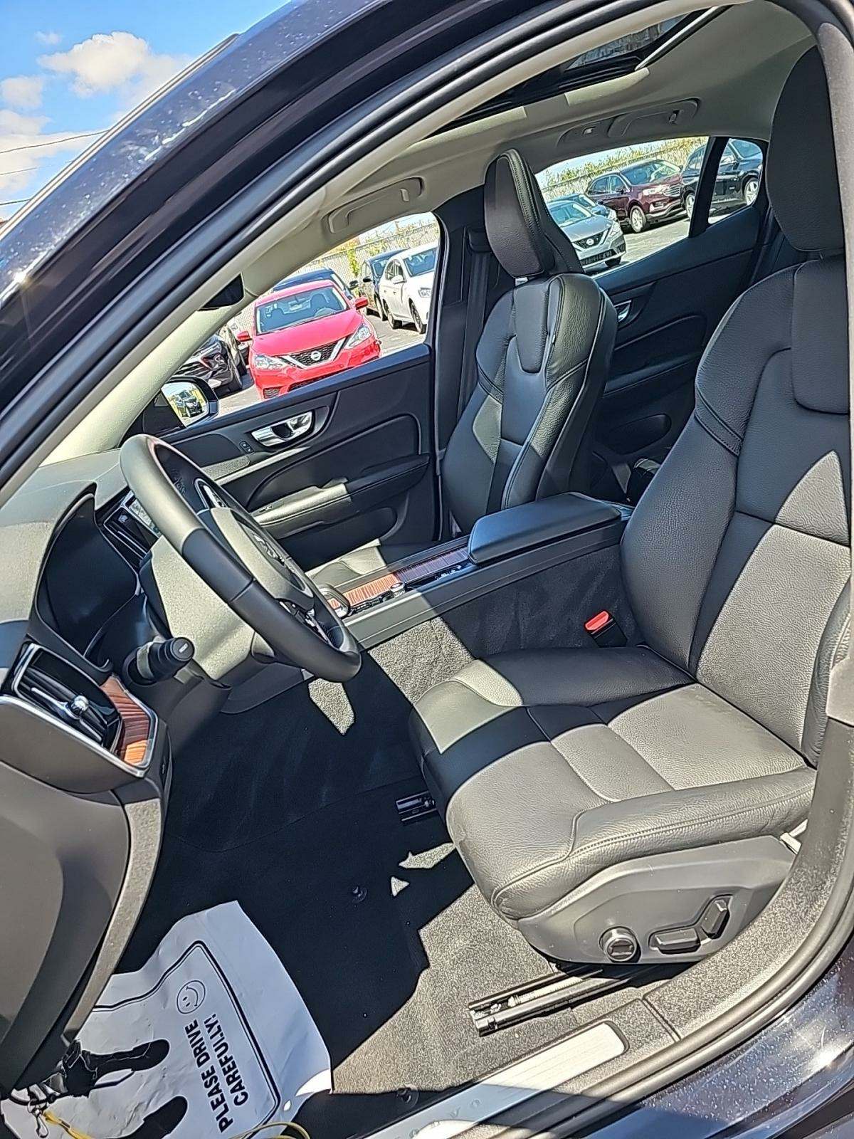 2025 Volvo S60 B5 Plus AWD