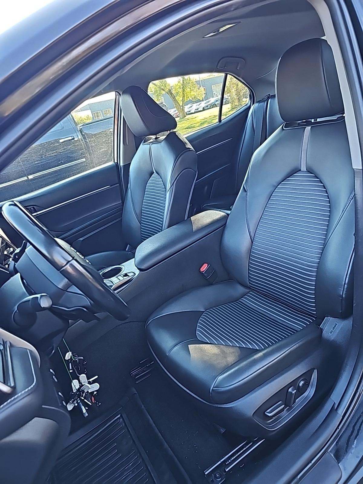 2023 Toyota Camry SE AWD