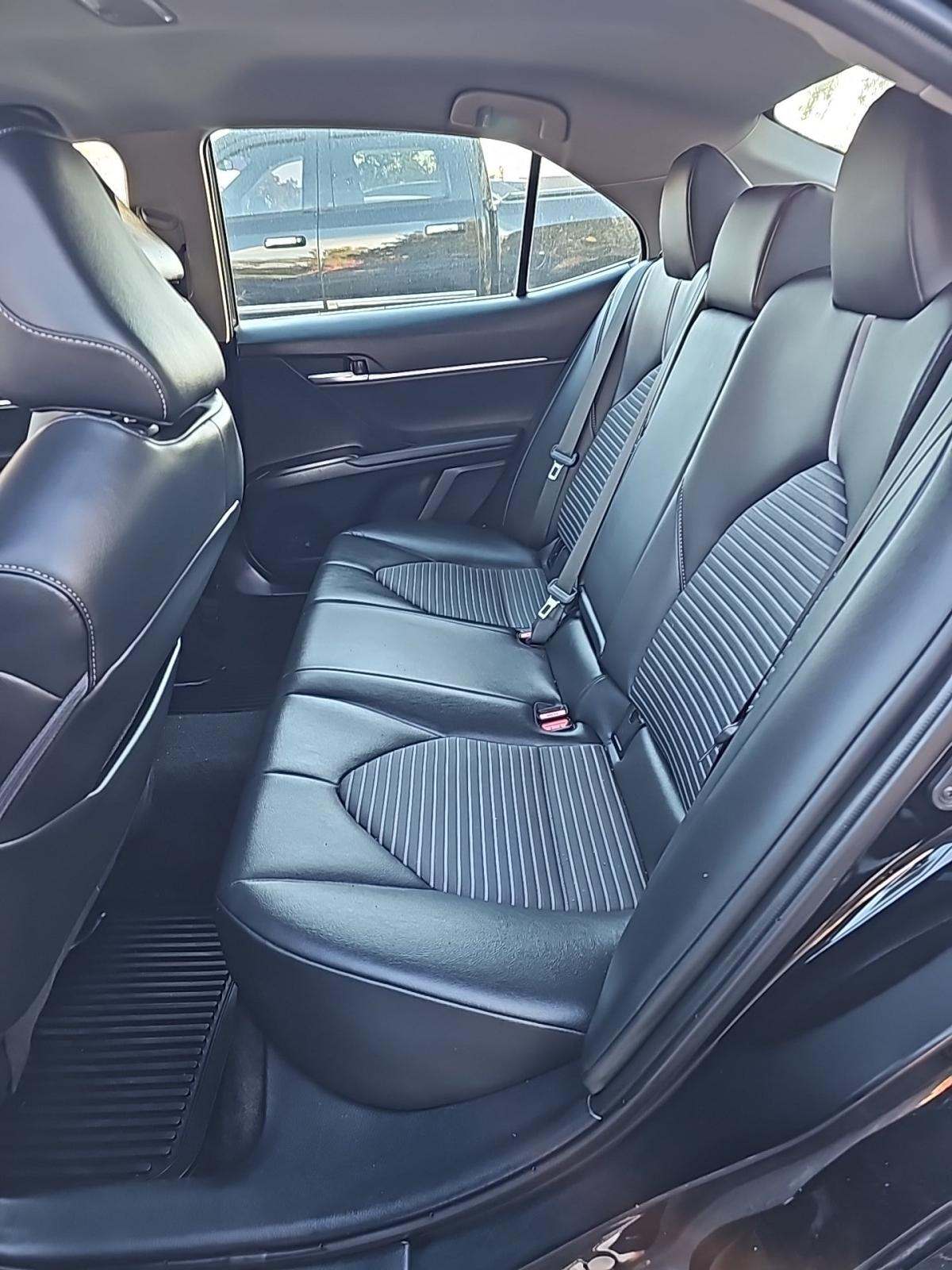 2023 Toyota Camry SE AWD