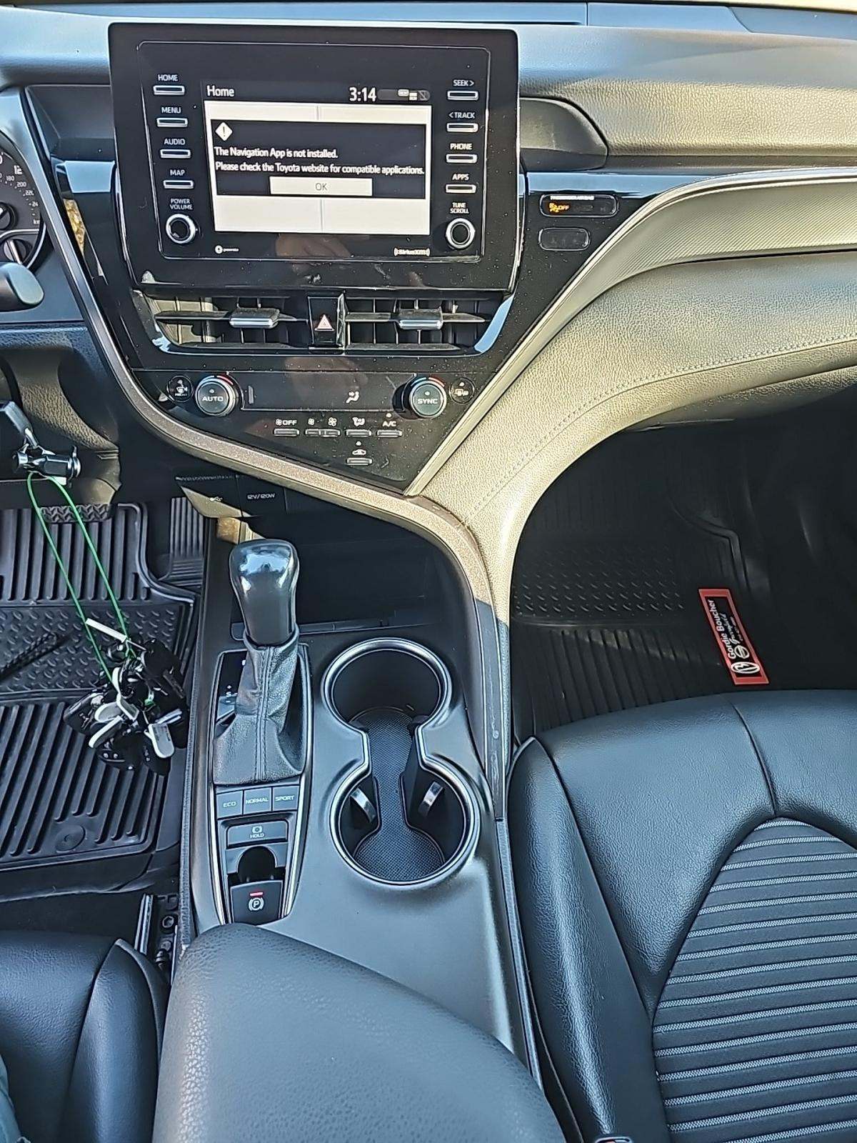 2023 Toyota Camry SE AWD