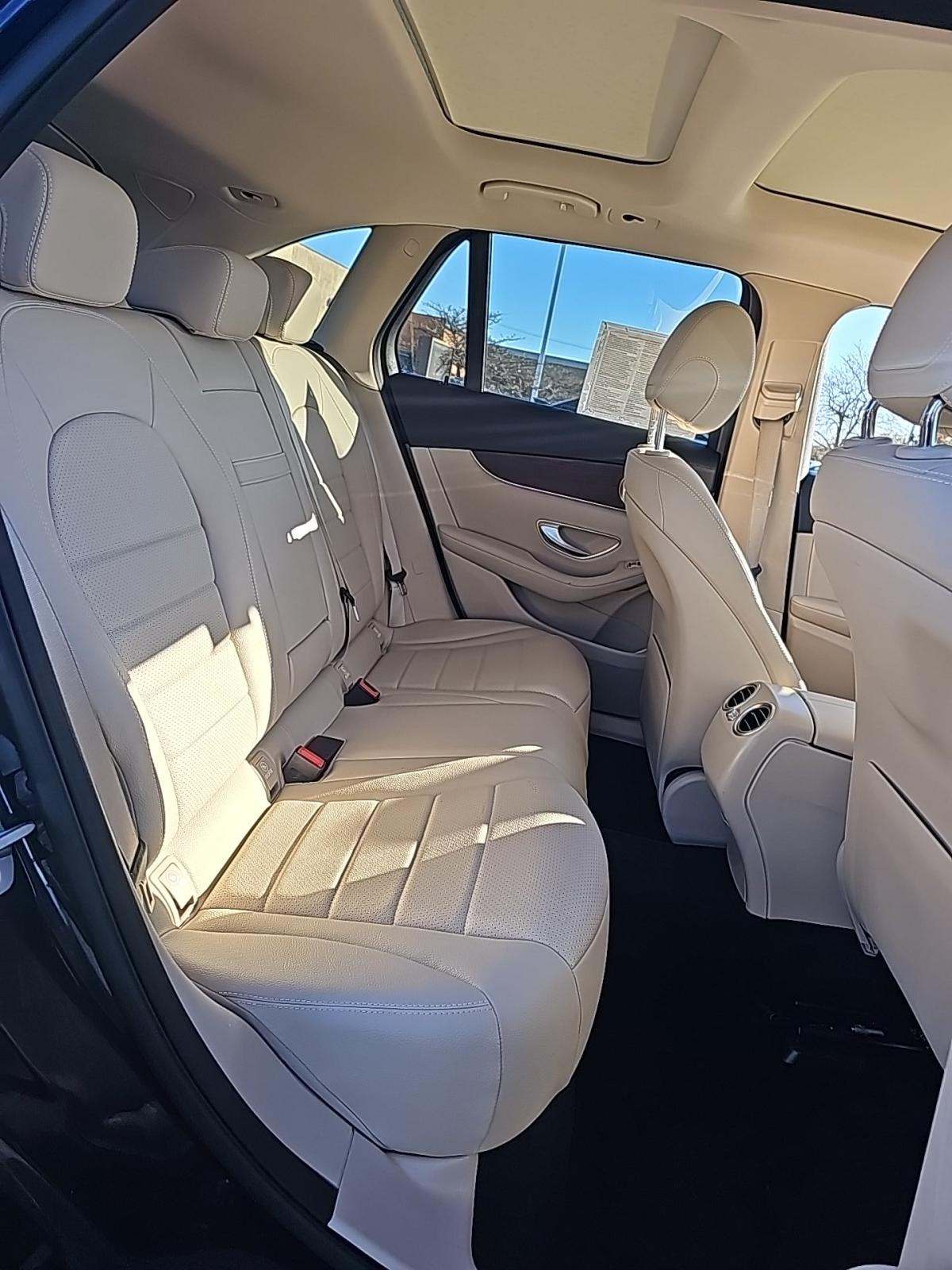 2021 Mercedes-Benz GLC GLC 300 AWD