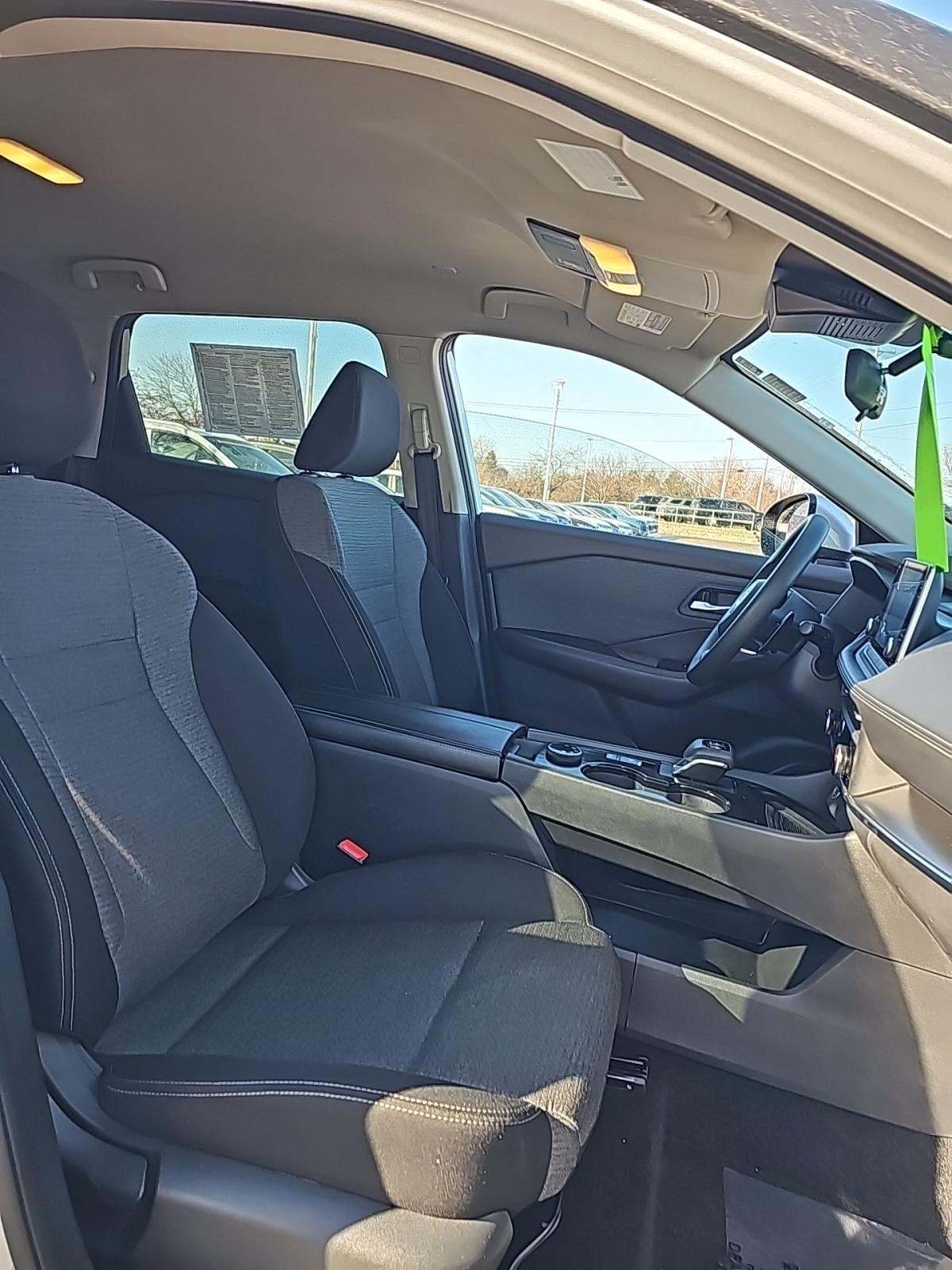 2023 Nissan Rogue SV AWD