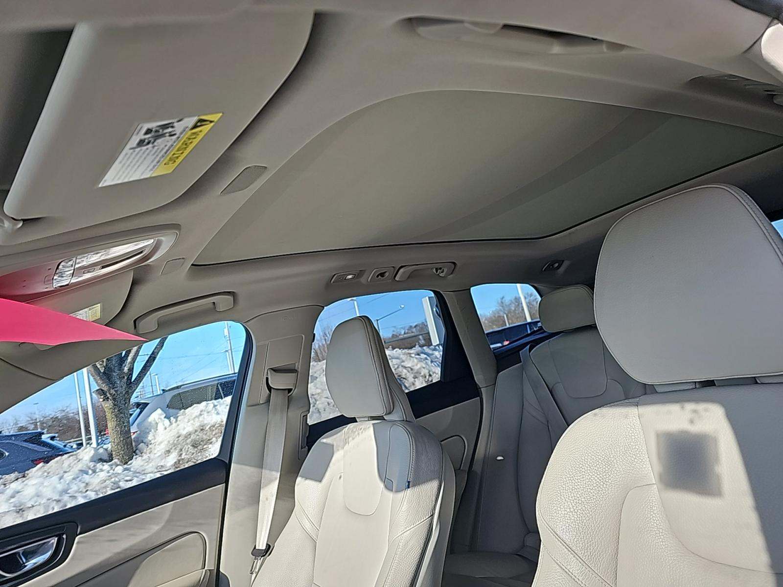 2024 Volvo XC60 B5 Core AWD