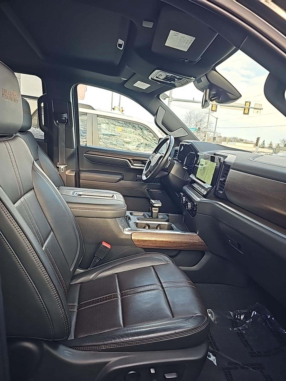 2022 Chevrolet Silverado 1500 High Country AWD