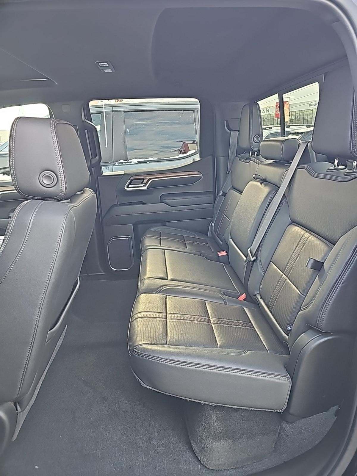 2022 Chevrolet Silverado 1500 High Country AWD