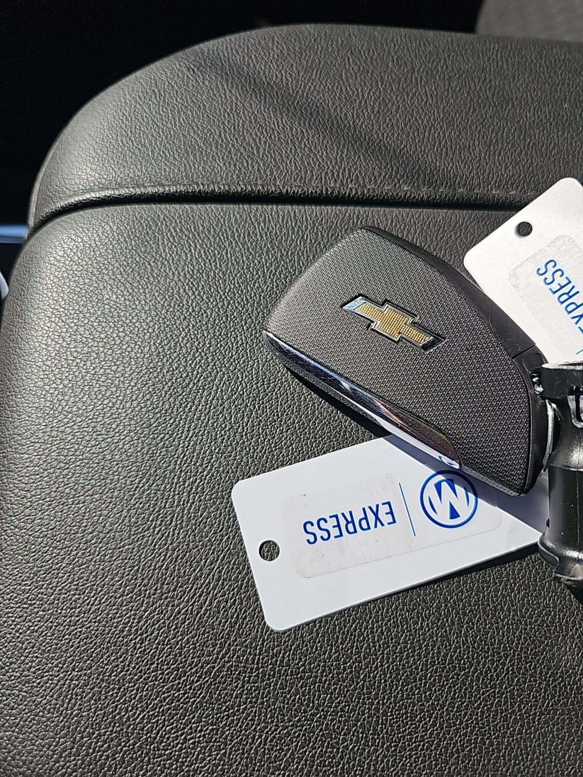 CHEVROLET SILVERADO - 8