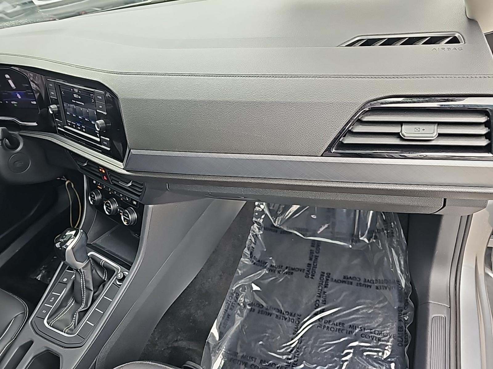 2023 Volkswagen Jetta 1.5T SE FWD