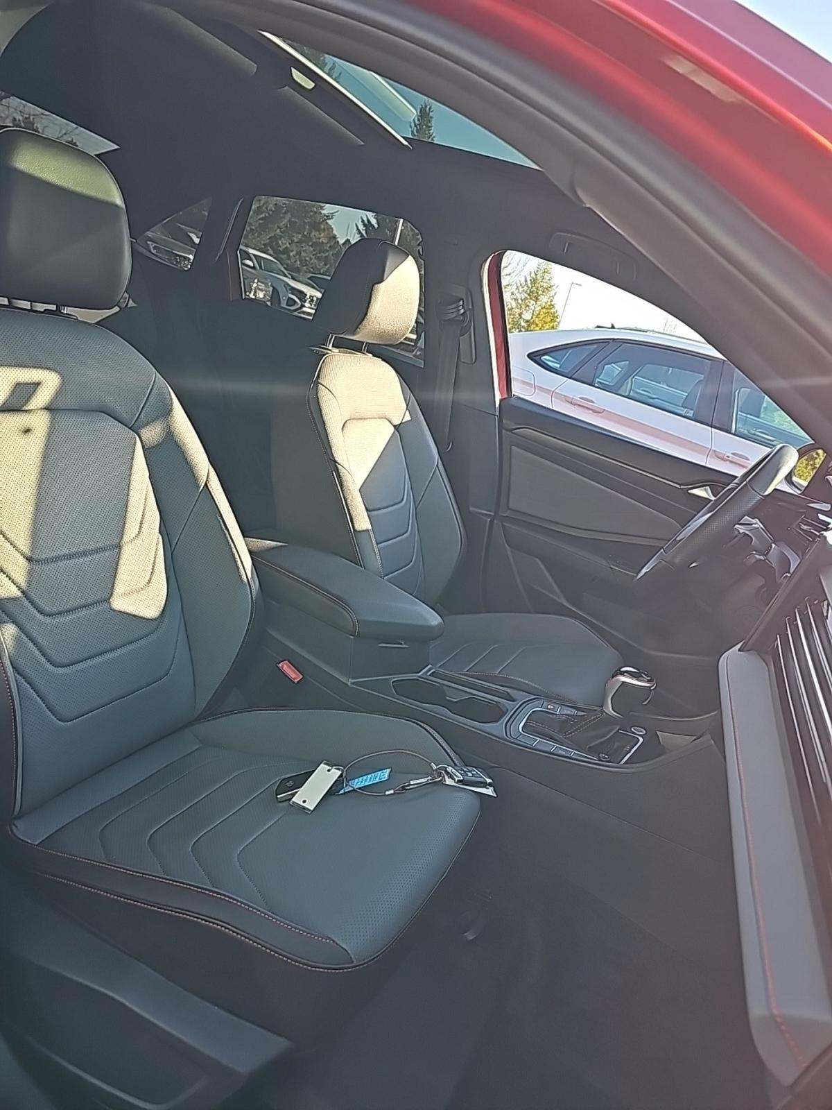 2025 Volkswagen Jetta 2.0T GLI Autobahn FWD