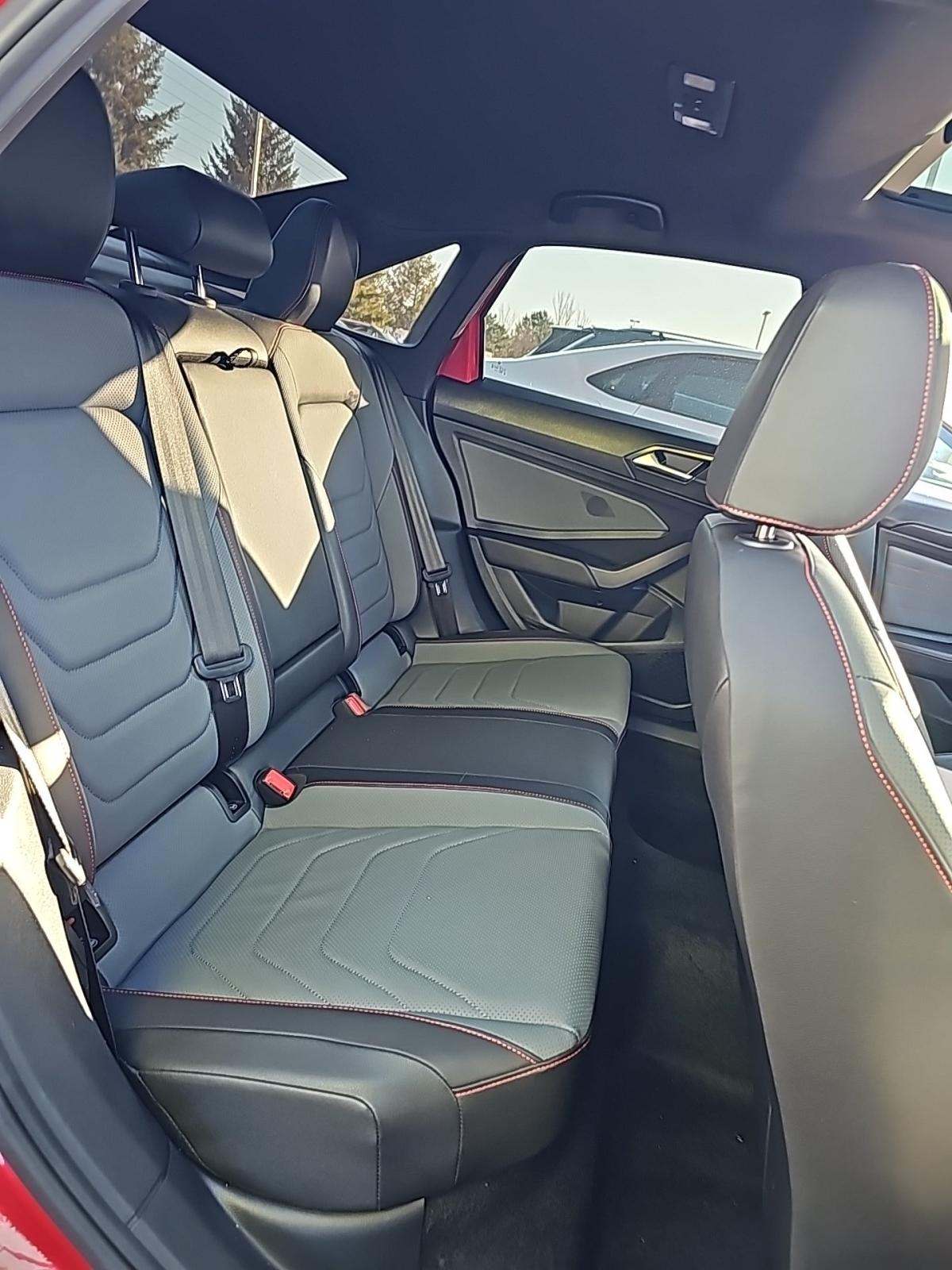 2025 Volkswagen Jetta 2.0T GLI Autobahn FWD